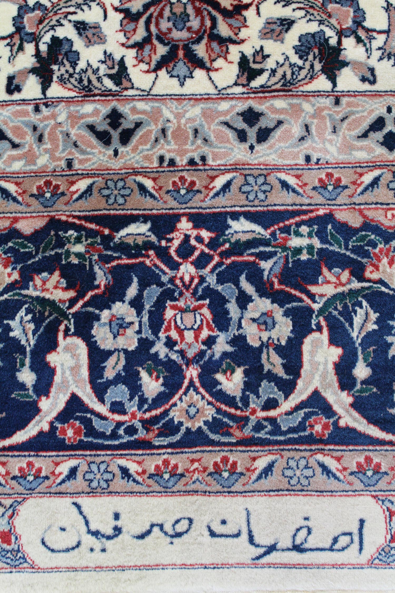 Isphahan Handwoven Traditional Rug, 66037