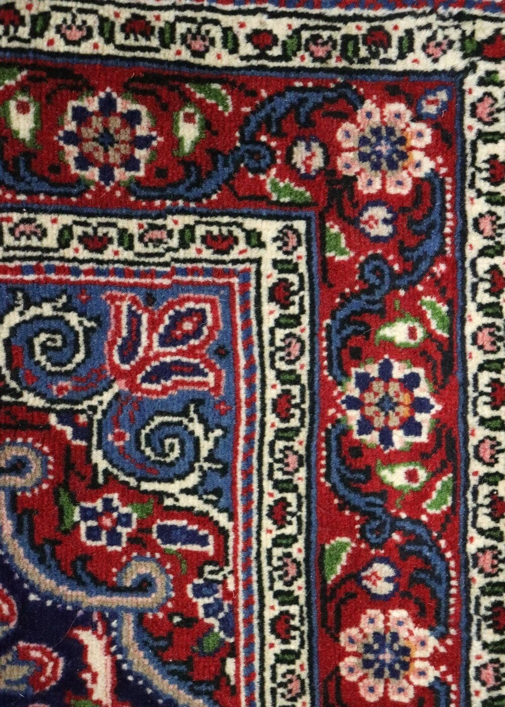 Vintage Jozan Sarouk Handwoven Traditional Rug, J67890