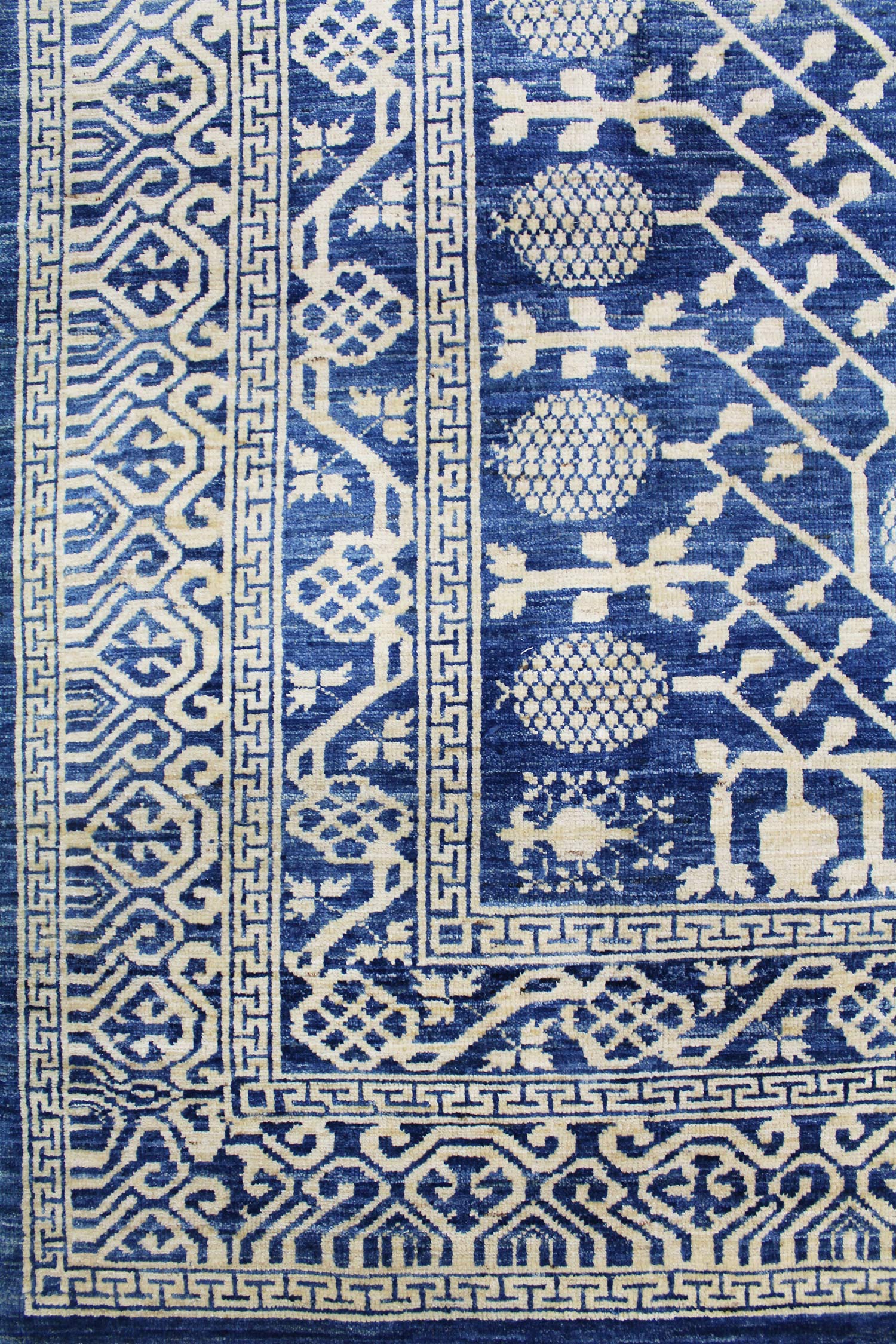 Khotan Handwoven Traditional Rug, J60858