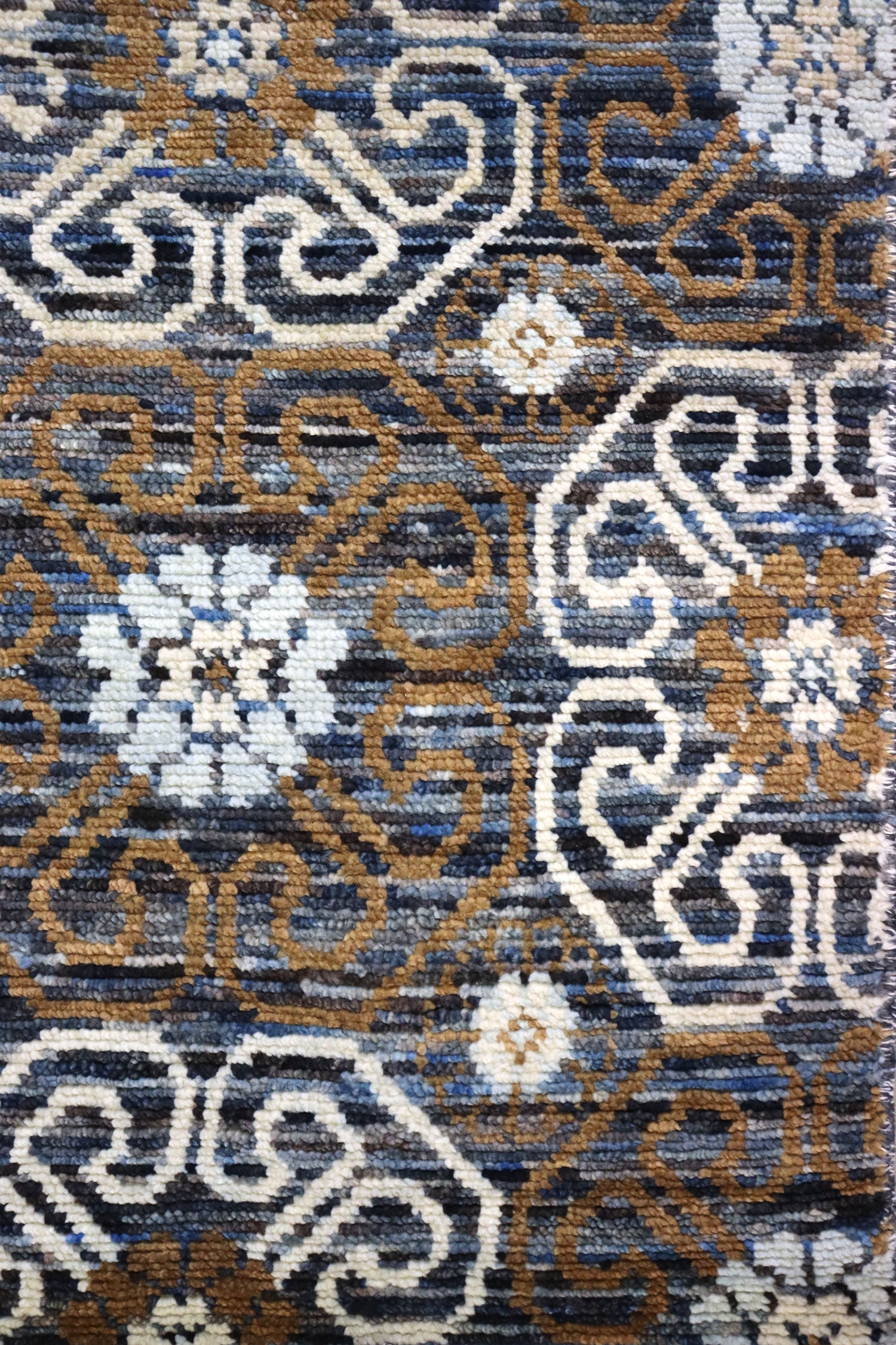 Khotan Handwoven Traditional Rug, J65719