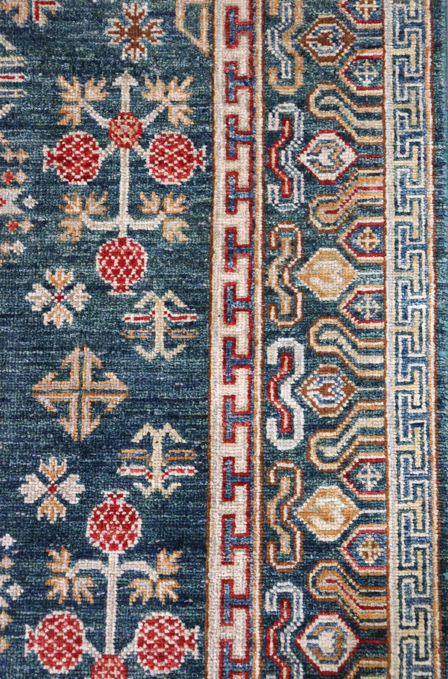 Khotan Handwoven Traditional Rug, J65936