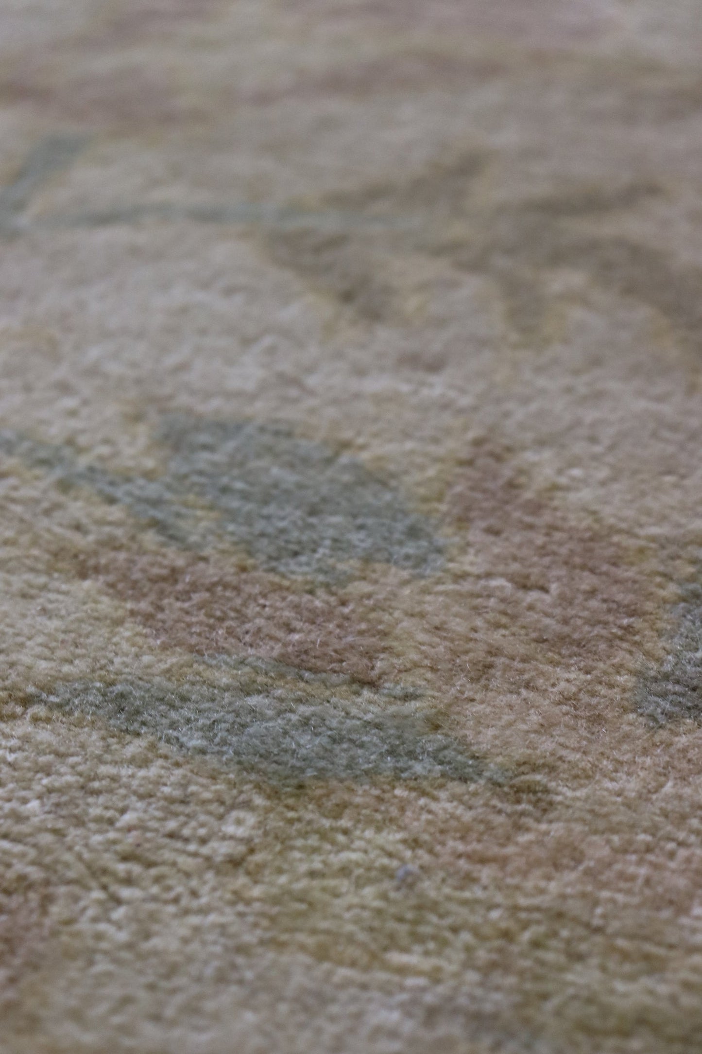 Mahal Handwoven Traditional Rug, 70151