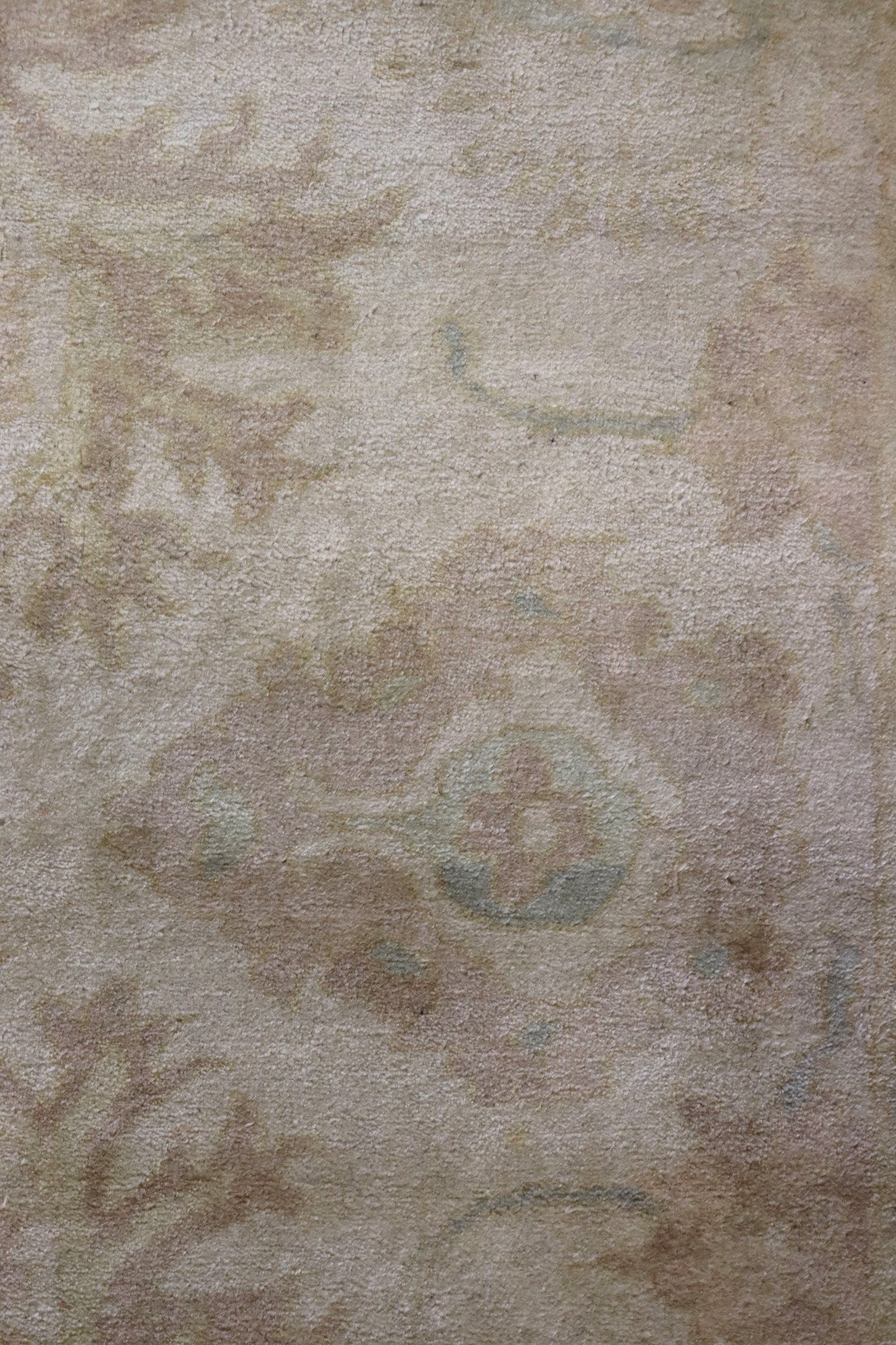 Mahal Handwoven Traditional Rug, 70151