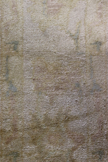 Mahal Handwoven Traditional Rug, 70151