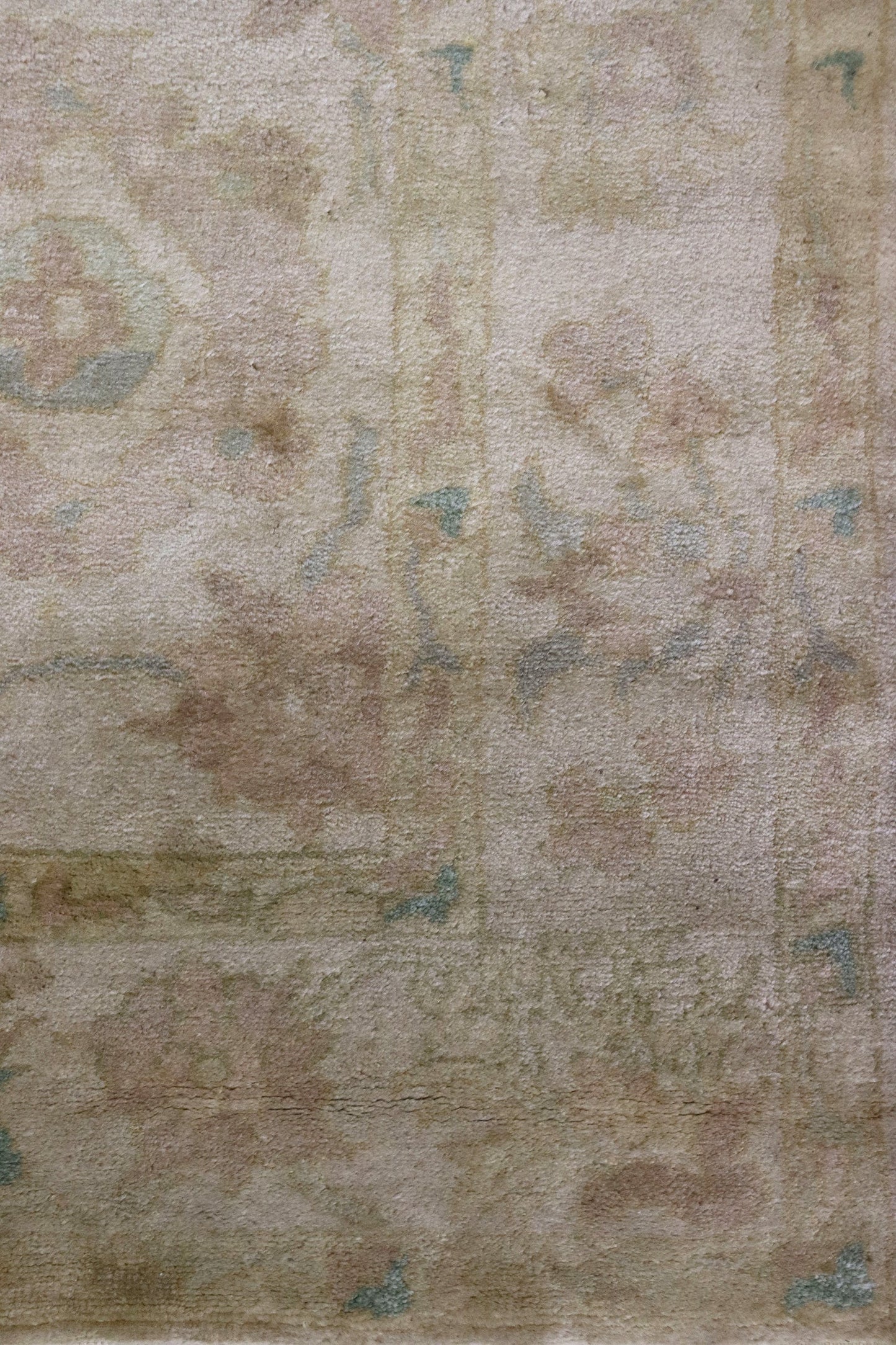 Mahal Handwoven Traditional Rug, 70151