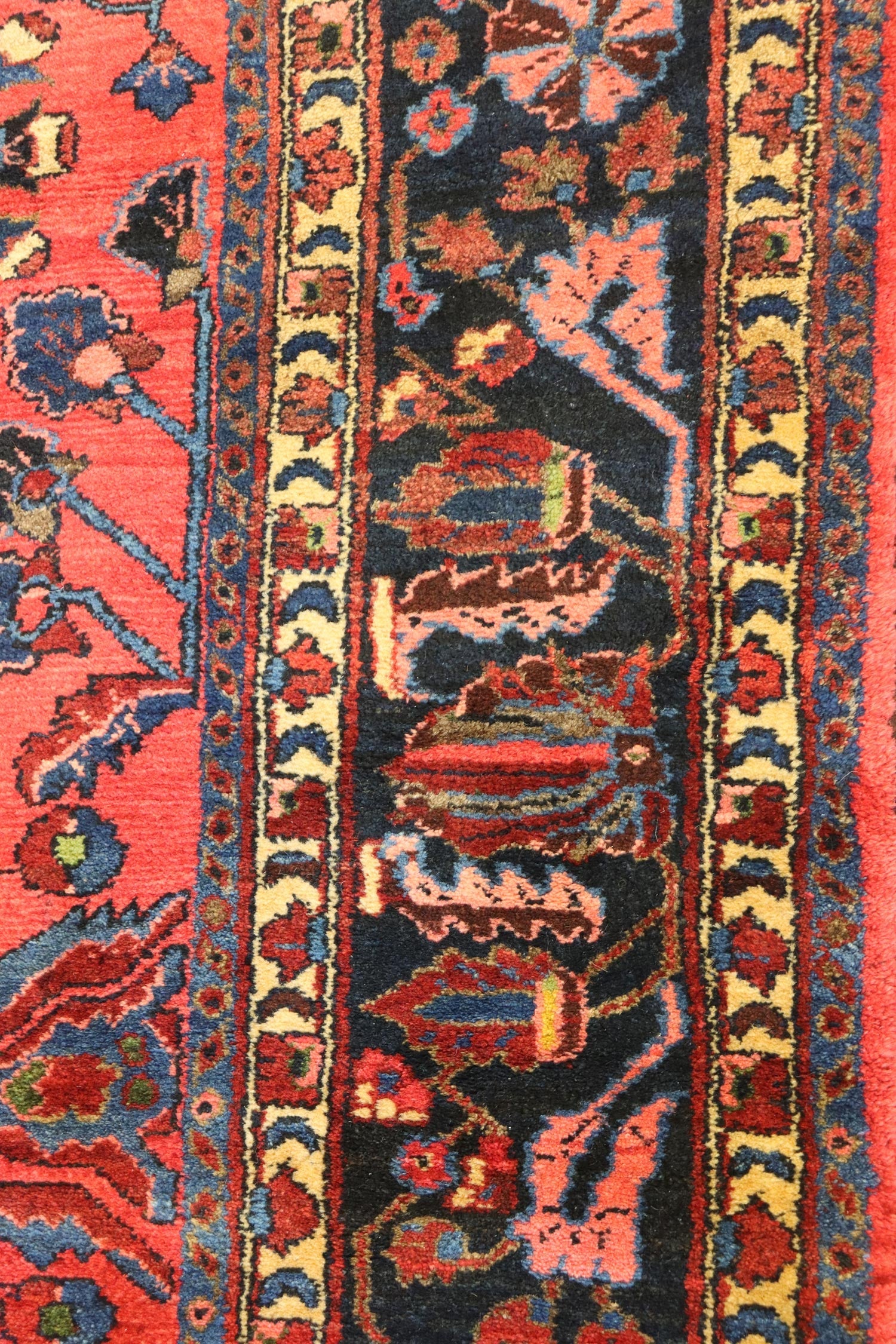 Antique Mehriban Handwoven Traditional Rug, J66272