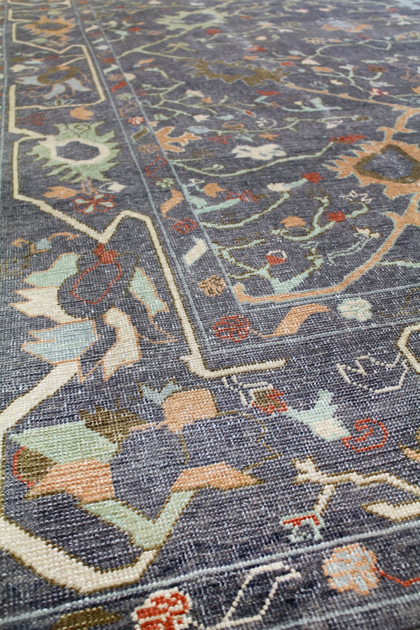 Oushak Handwoven Traditional Rug, J63652