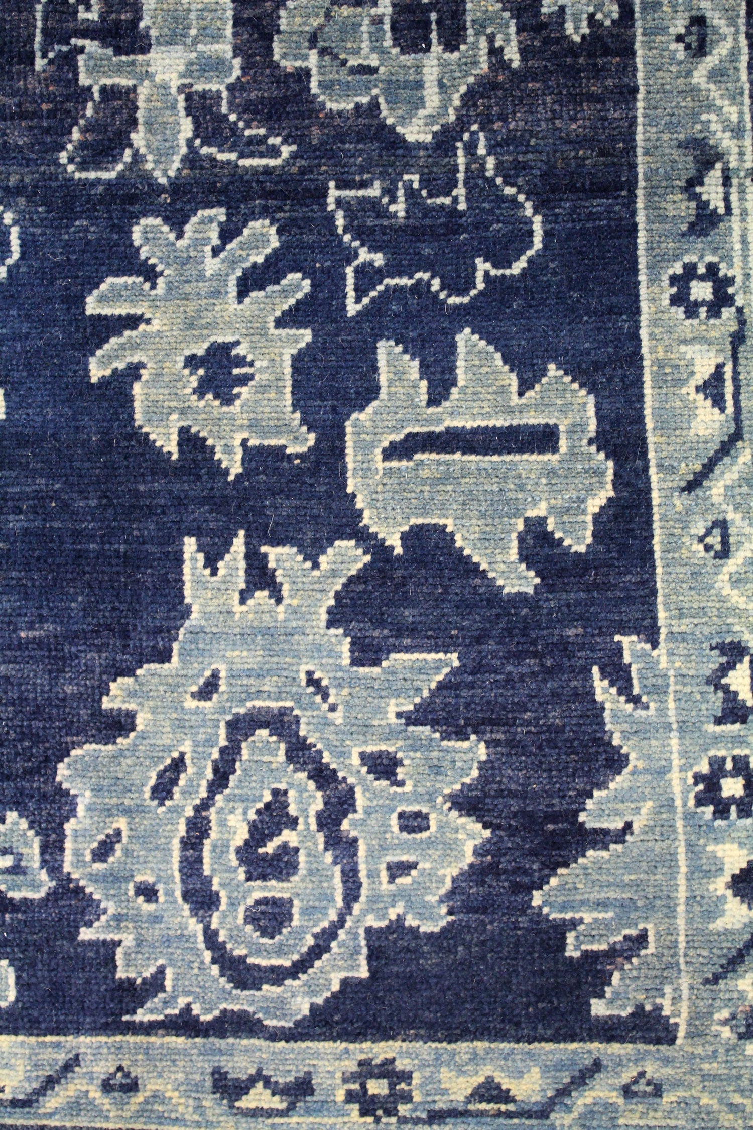 Oushak Handwoven Traditional Rug, J63653