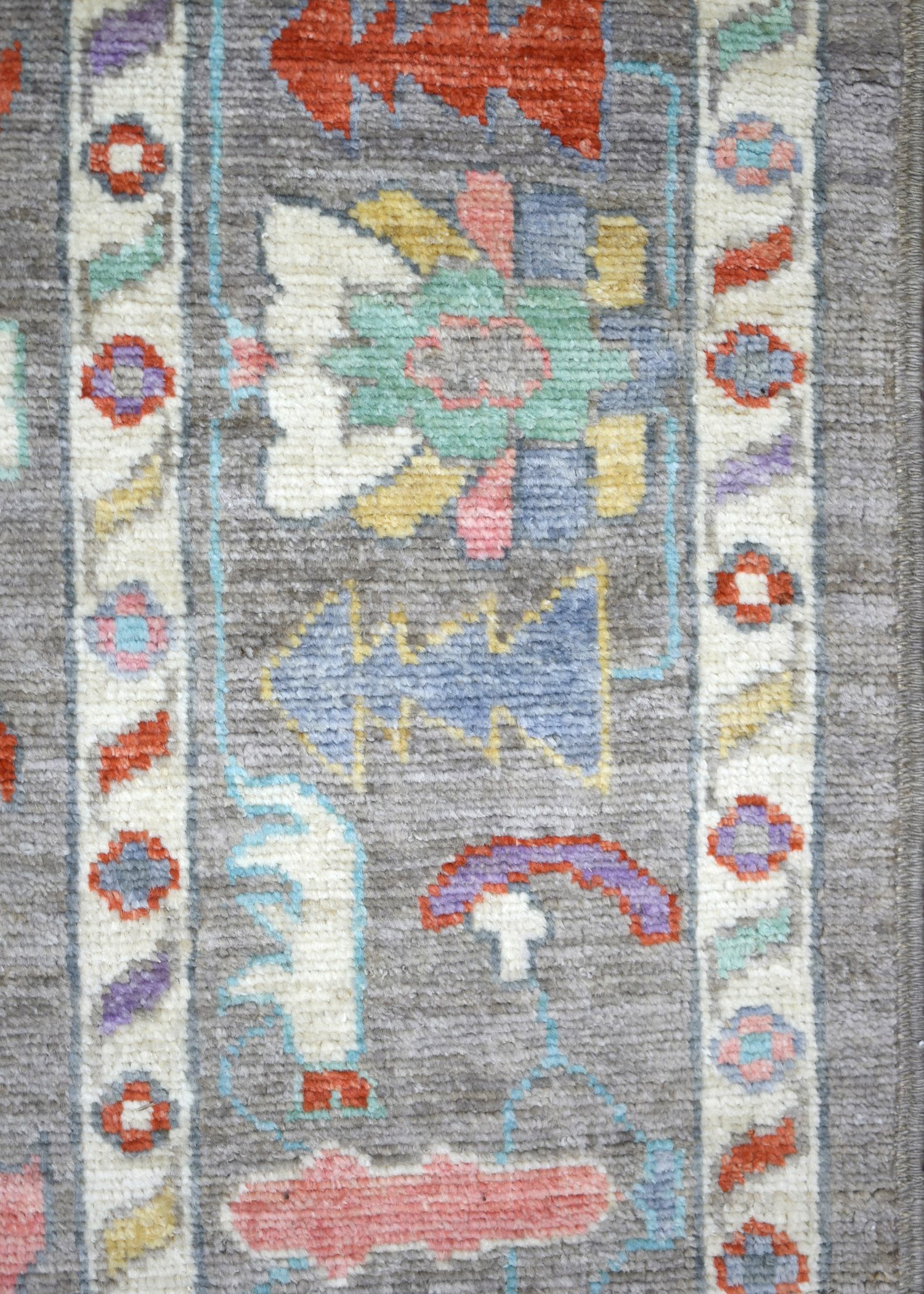 Oushak Handwoven Traditional Rug, J64206