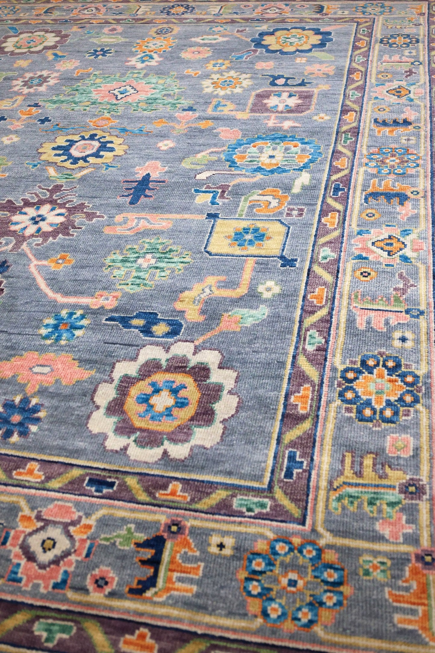 Oushak Handwoven Traditional Rug, J69942