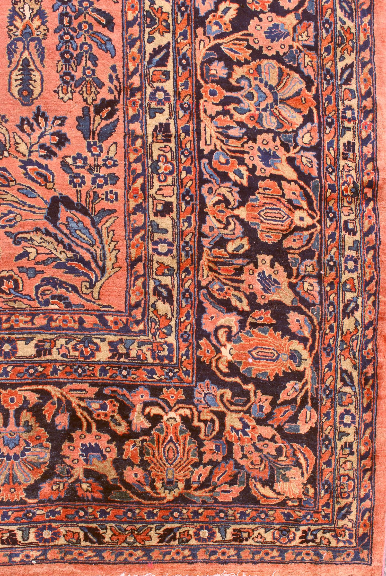 Antique Sarouk Handwoven Traditional Rug, J69658