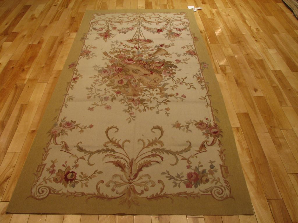 Scroll Traditional Rug | Landry & Arcari