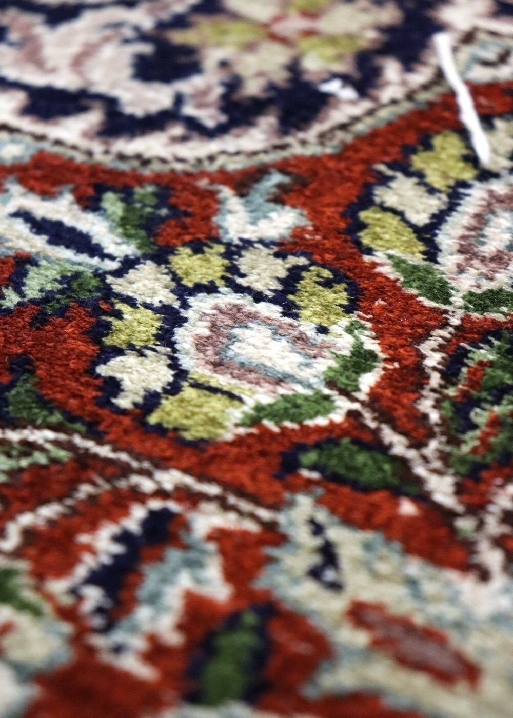 Silk Kashan Handwoven Traditional Rug, J67863