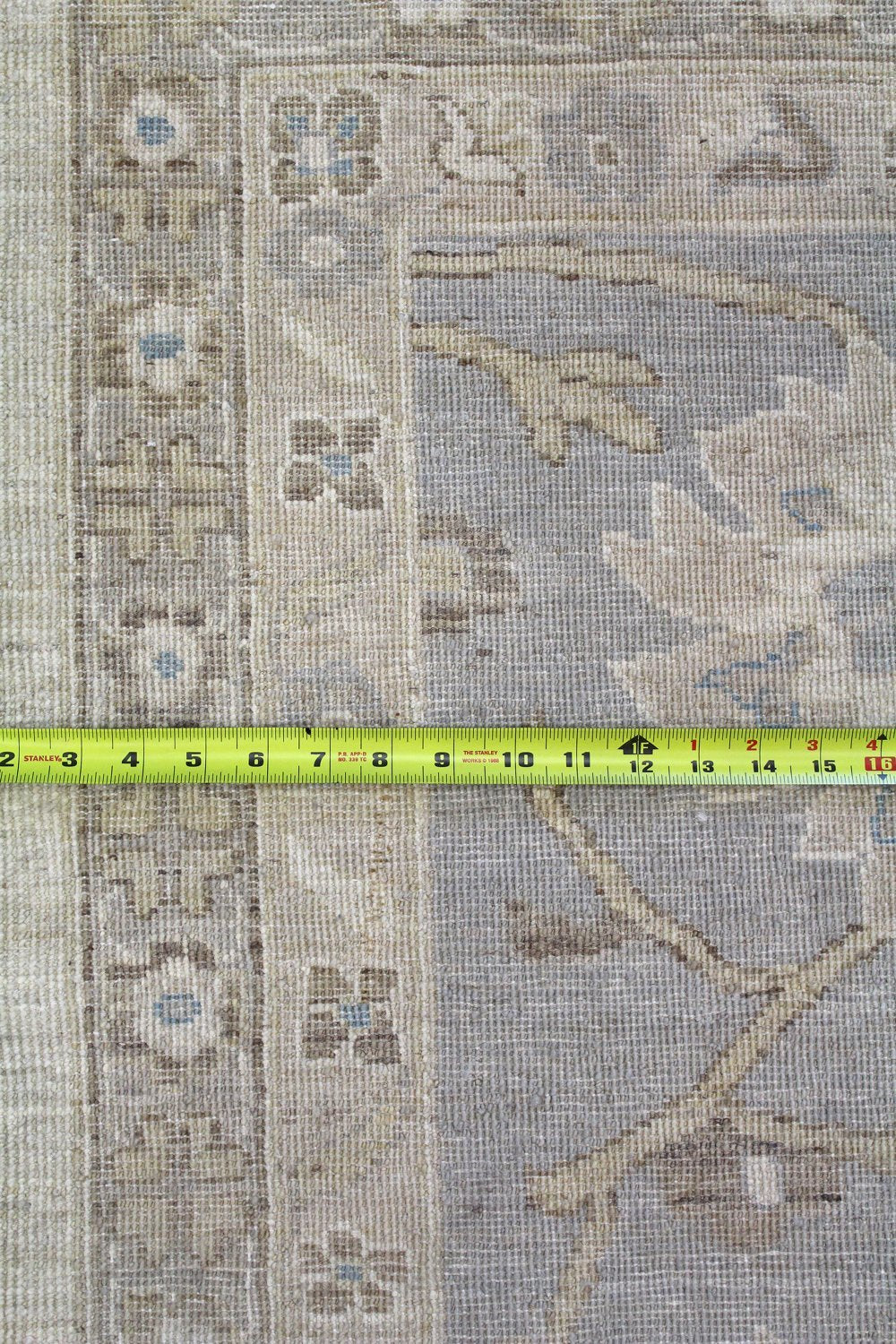 Sultanabad Handwoven Traditional Rug, J60677