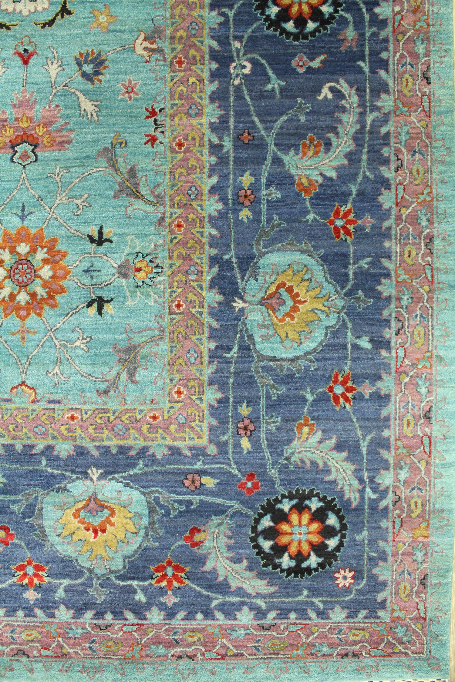 Sultanabad Handwoven Traditional Rug, J62180