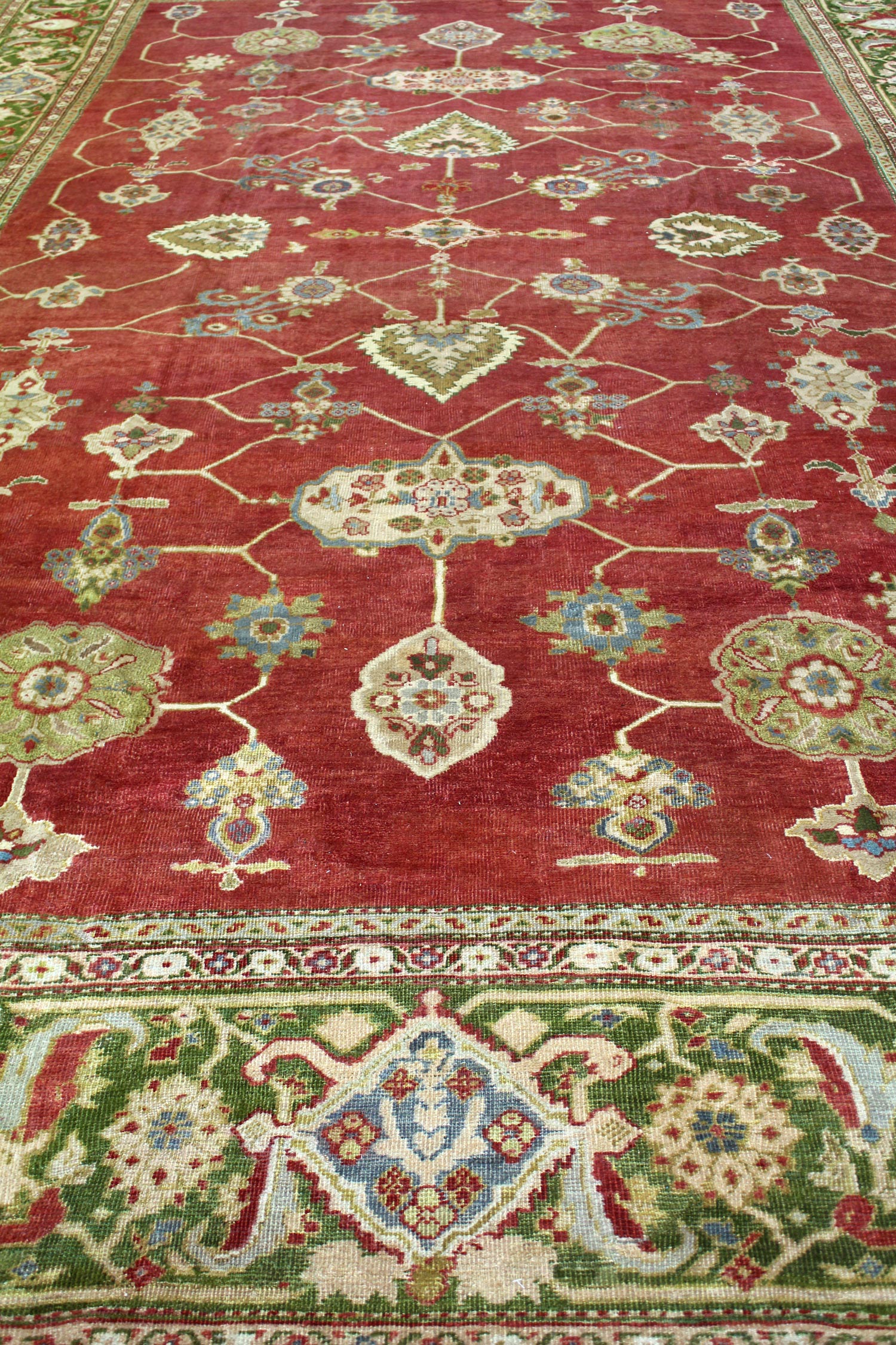Antique Sultanabad Handwoven Traditional Rug, J62735
