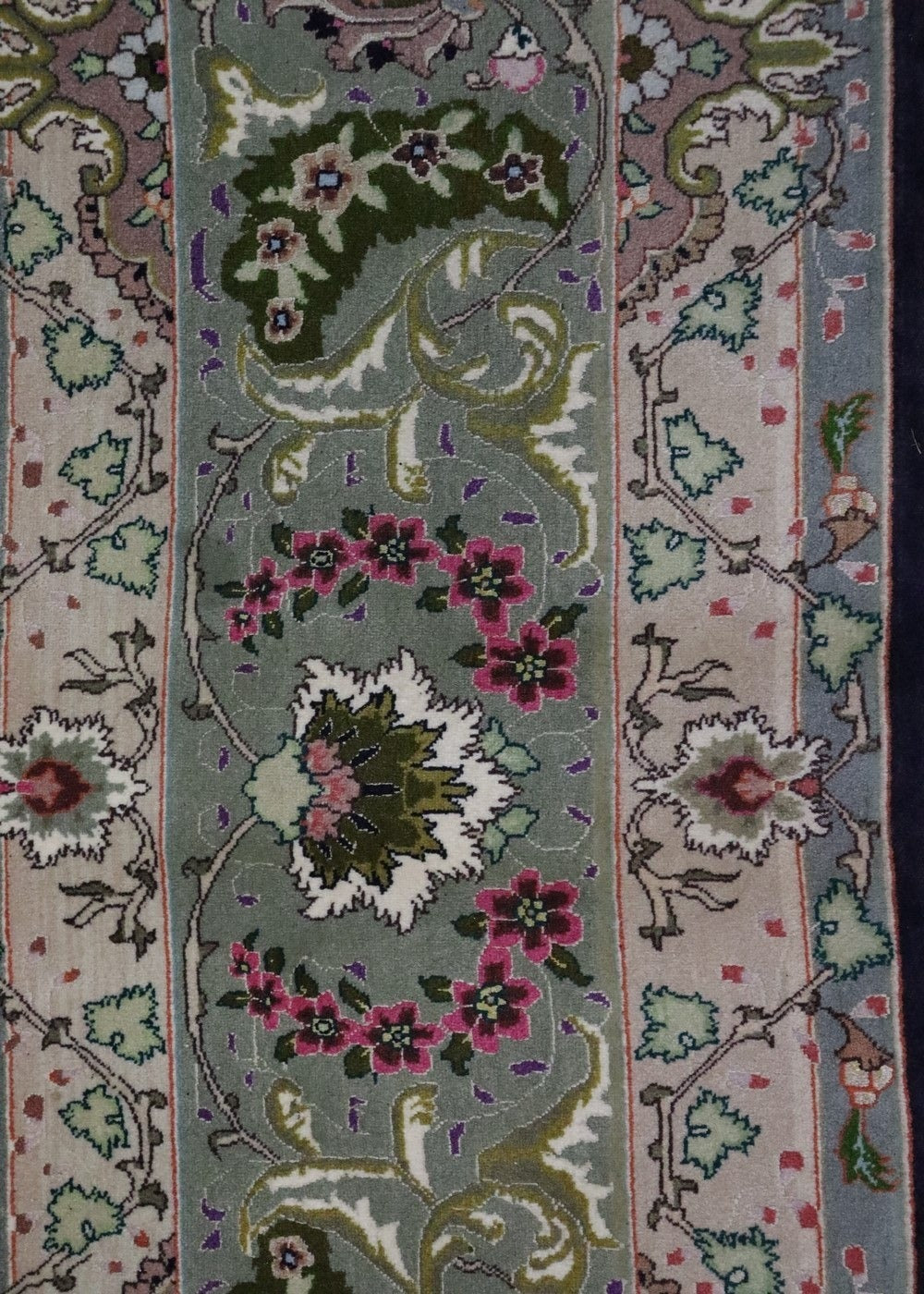 Vintage Tabriz Handwoven Traditional Rug, J67886
