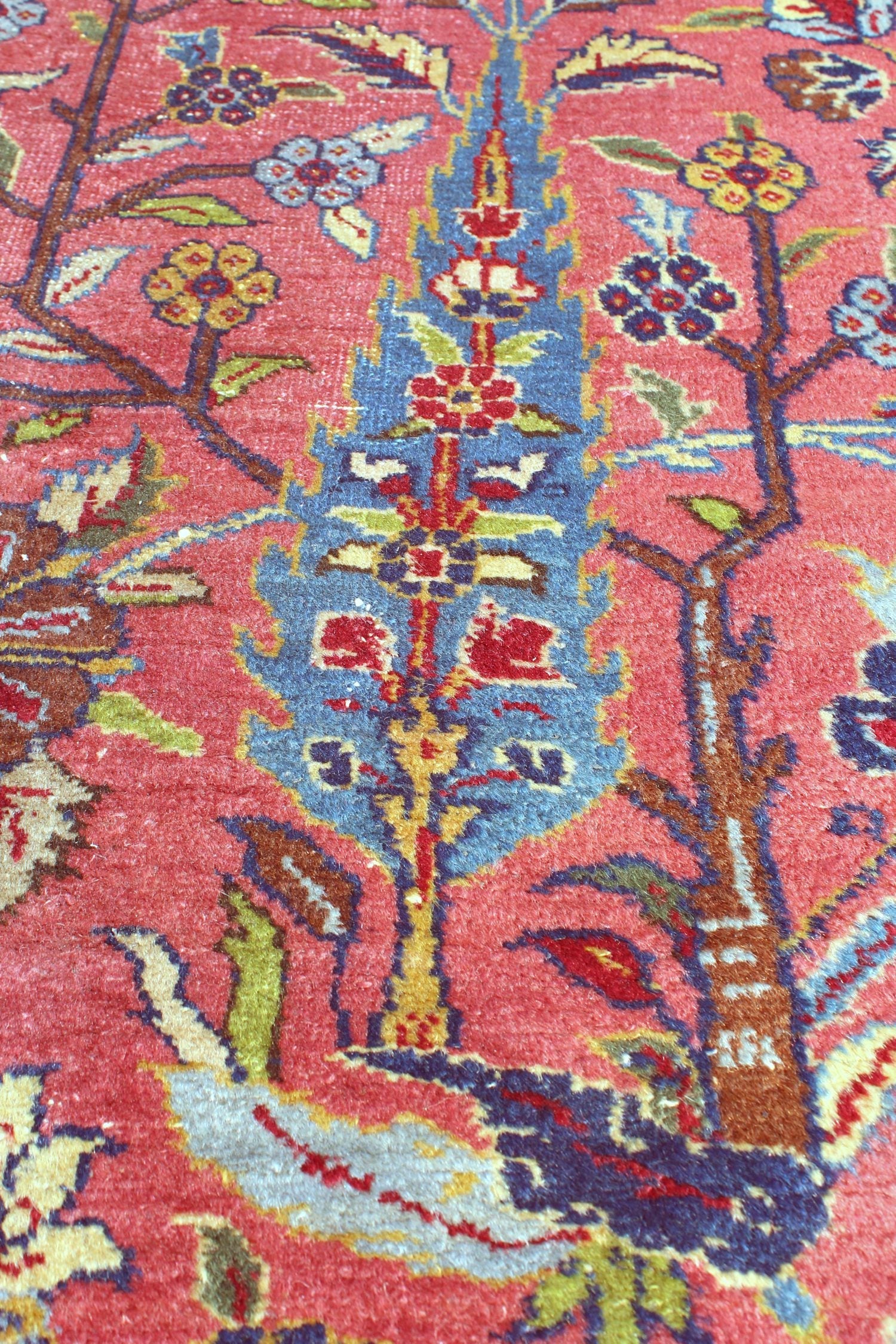 Antique Tabriz Handwoven Traditional Rug, J69649