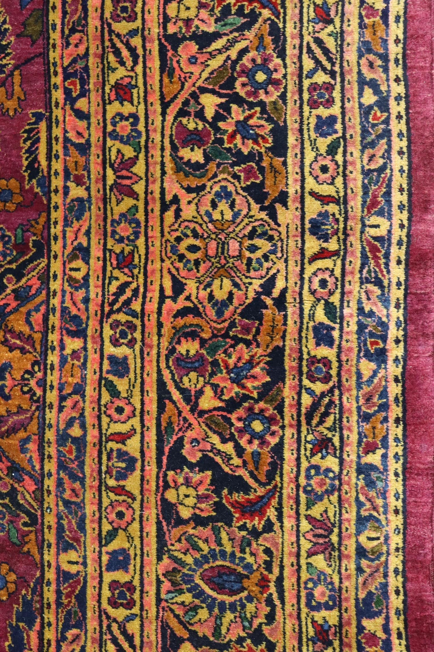 Antique Tuftangian Sarouk Handwoven Traditional Rug, JF8540