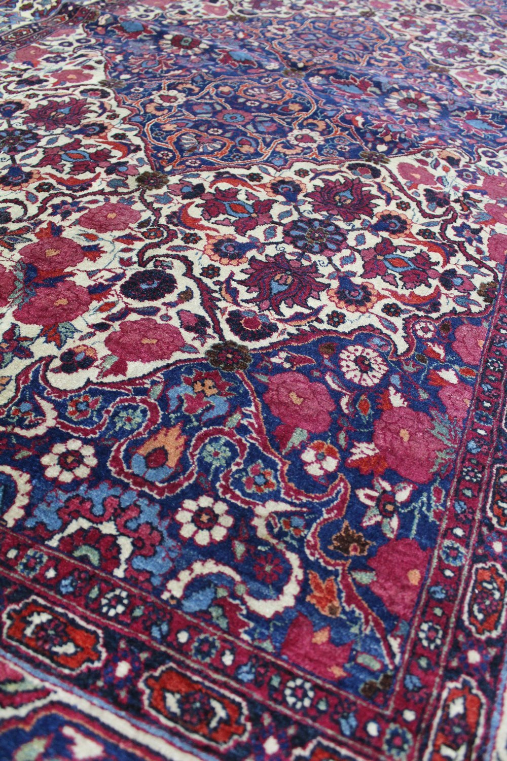 Antique Veramin Handwoven Traditional Rug, JF8117