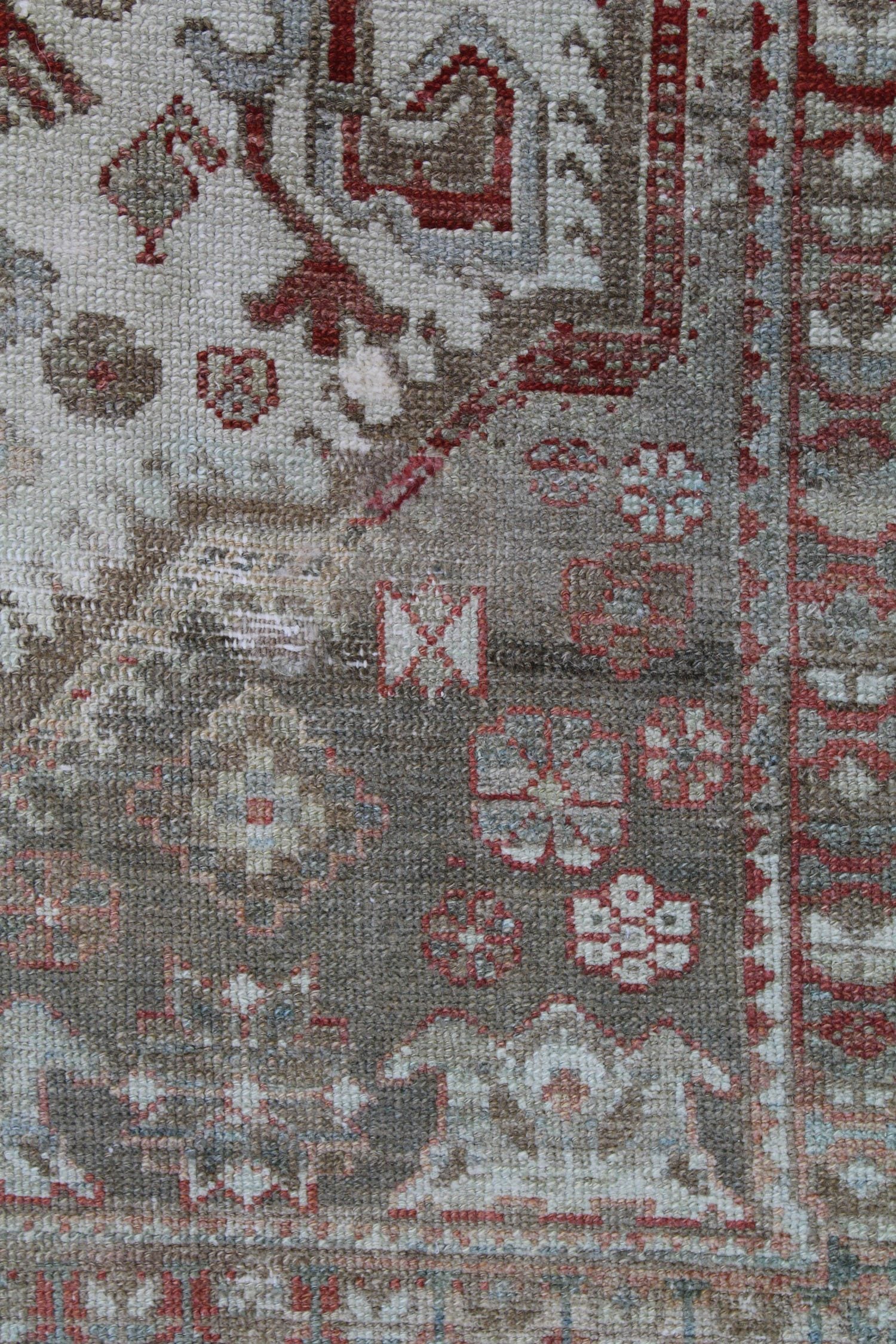 Vintage Bakhtiari Handwoven Transitional Rug, J62981
