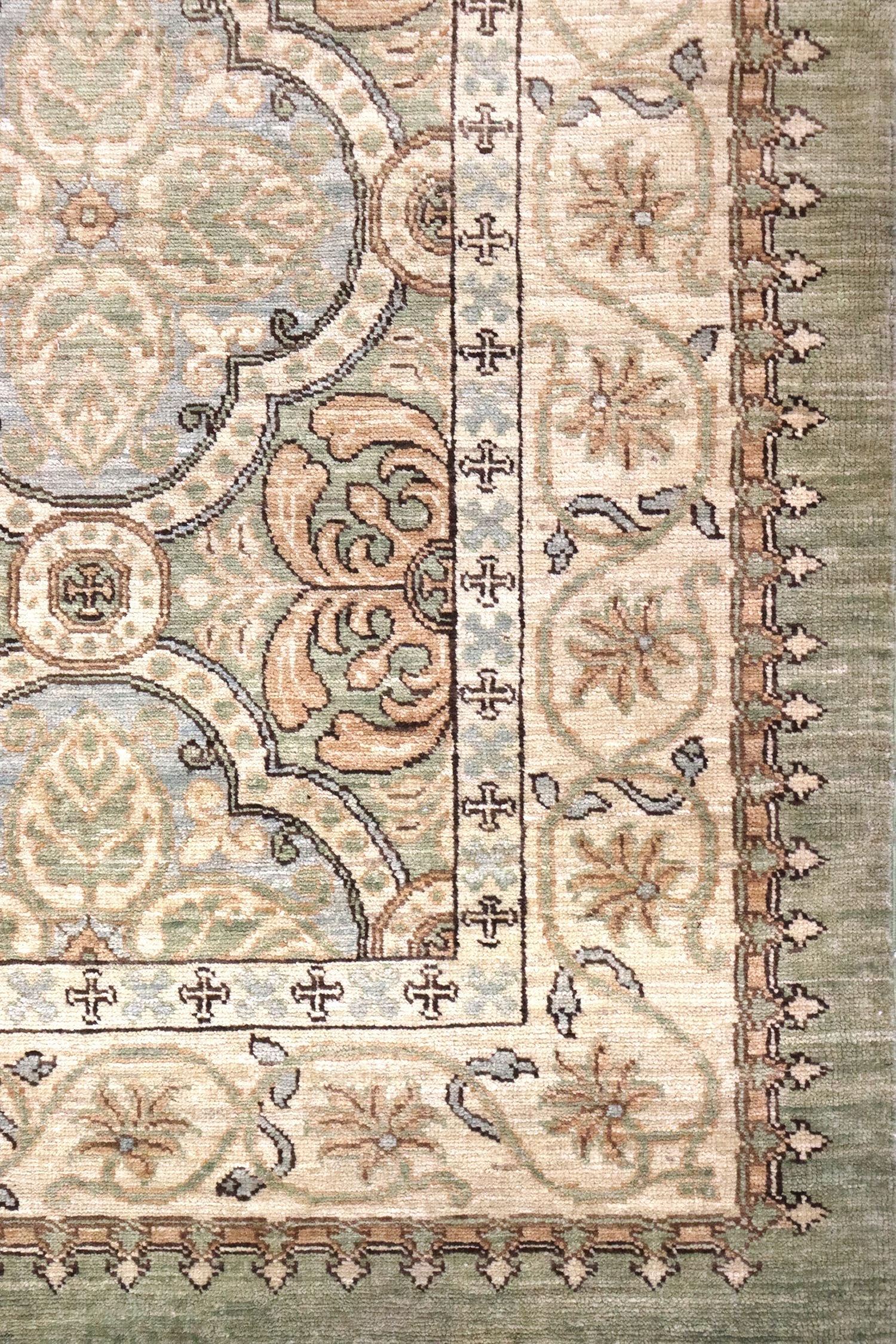 Chateau Handwoven Transitional Rug, J67152