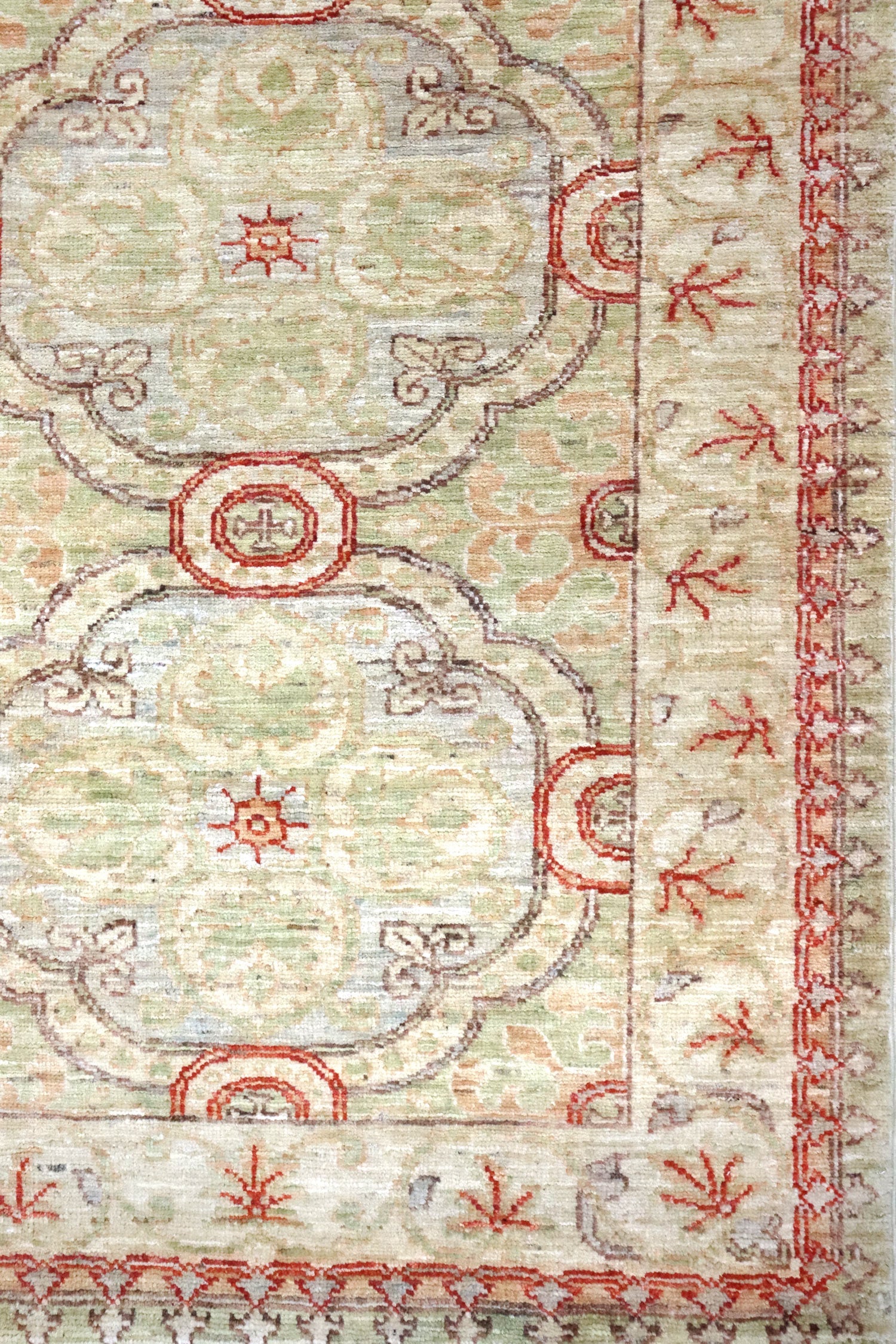Chateau Handwoven Transitional Rug, J67161