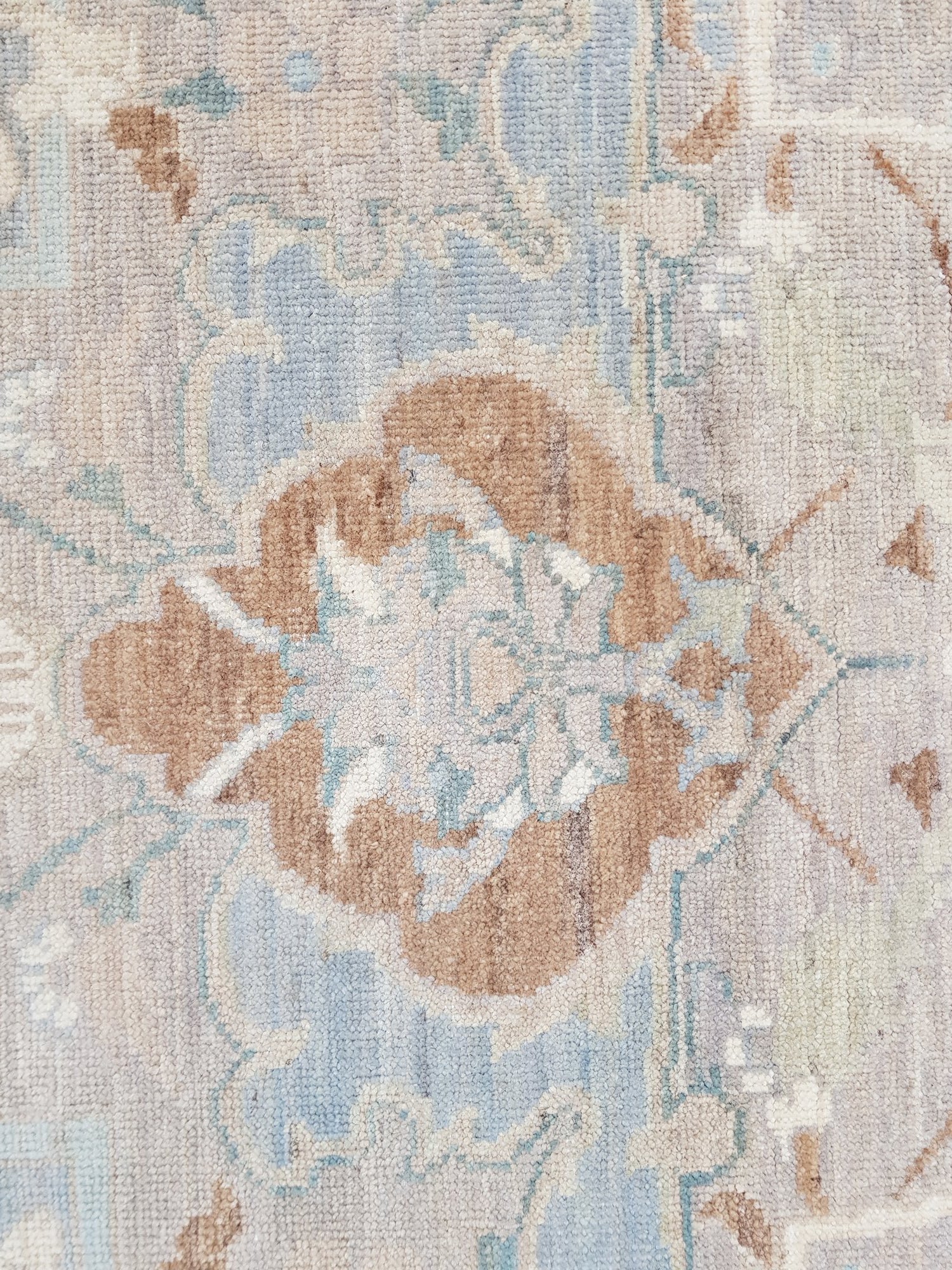 Classical Handwoven Transitional Rug, J64132
