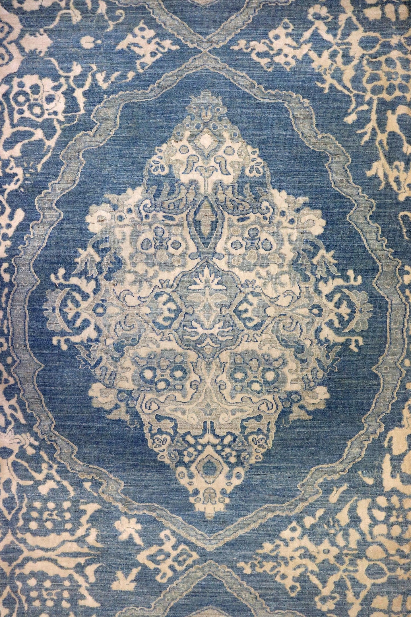 Feraghan Handwoven Transitional Rug, J65422