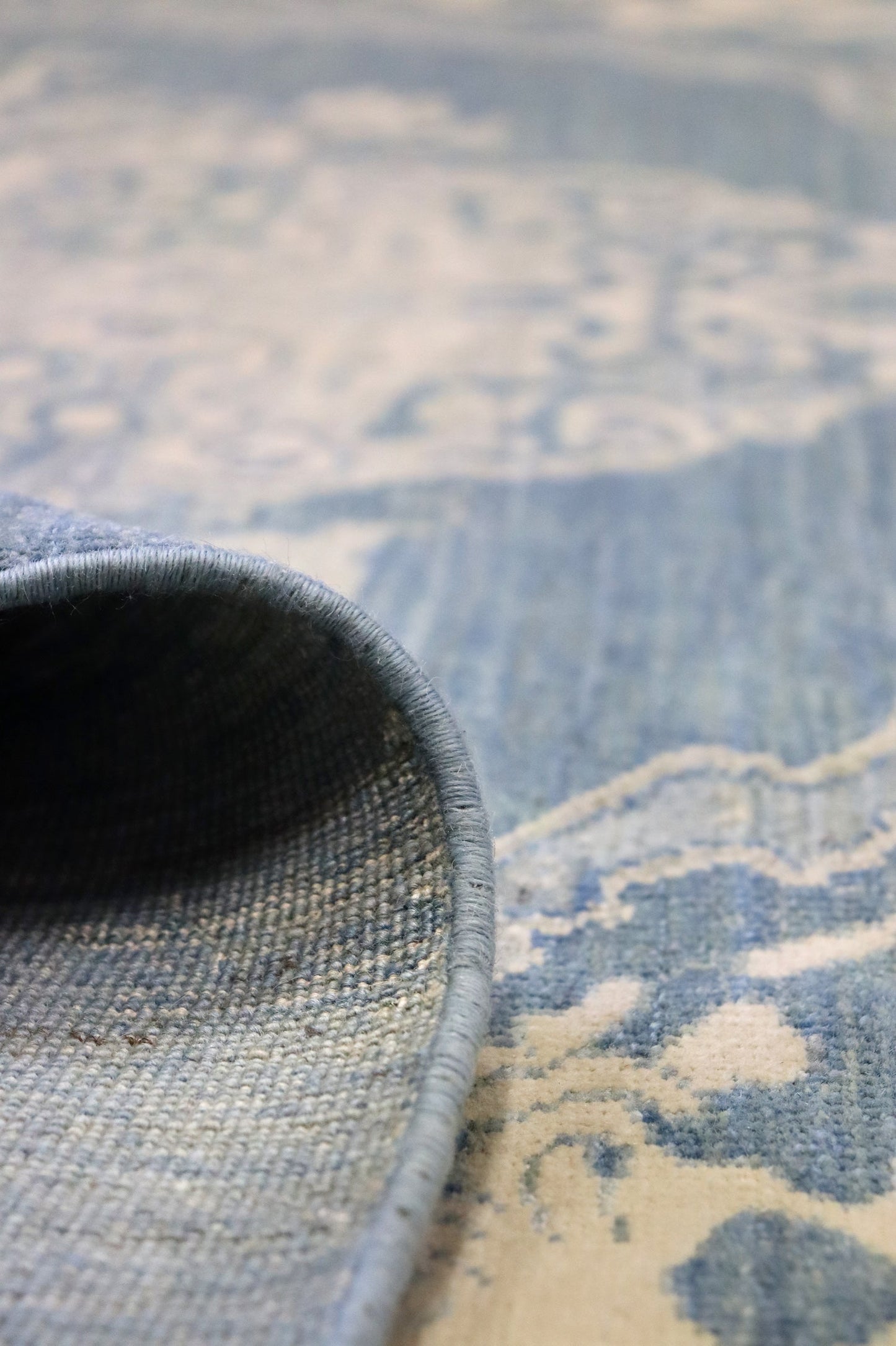 Feraghan Handwoven Transitional Rug, J65422