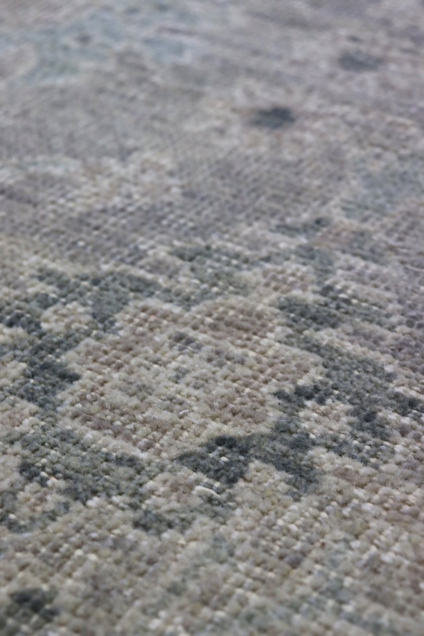 Ferahan Handwoven Transitional Rug, J66300