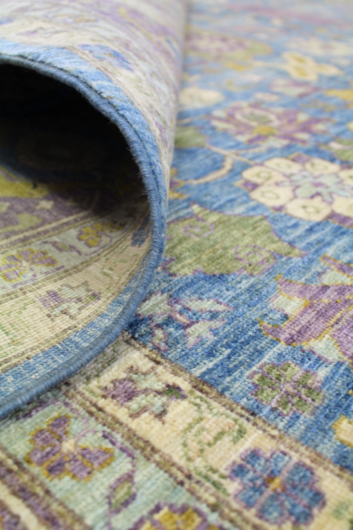 Harshang Handwoven Transitional Rug, J62572