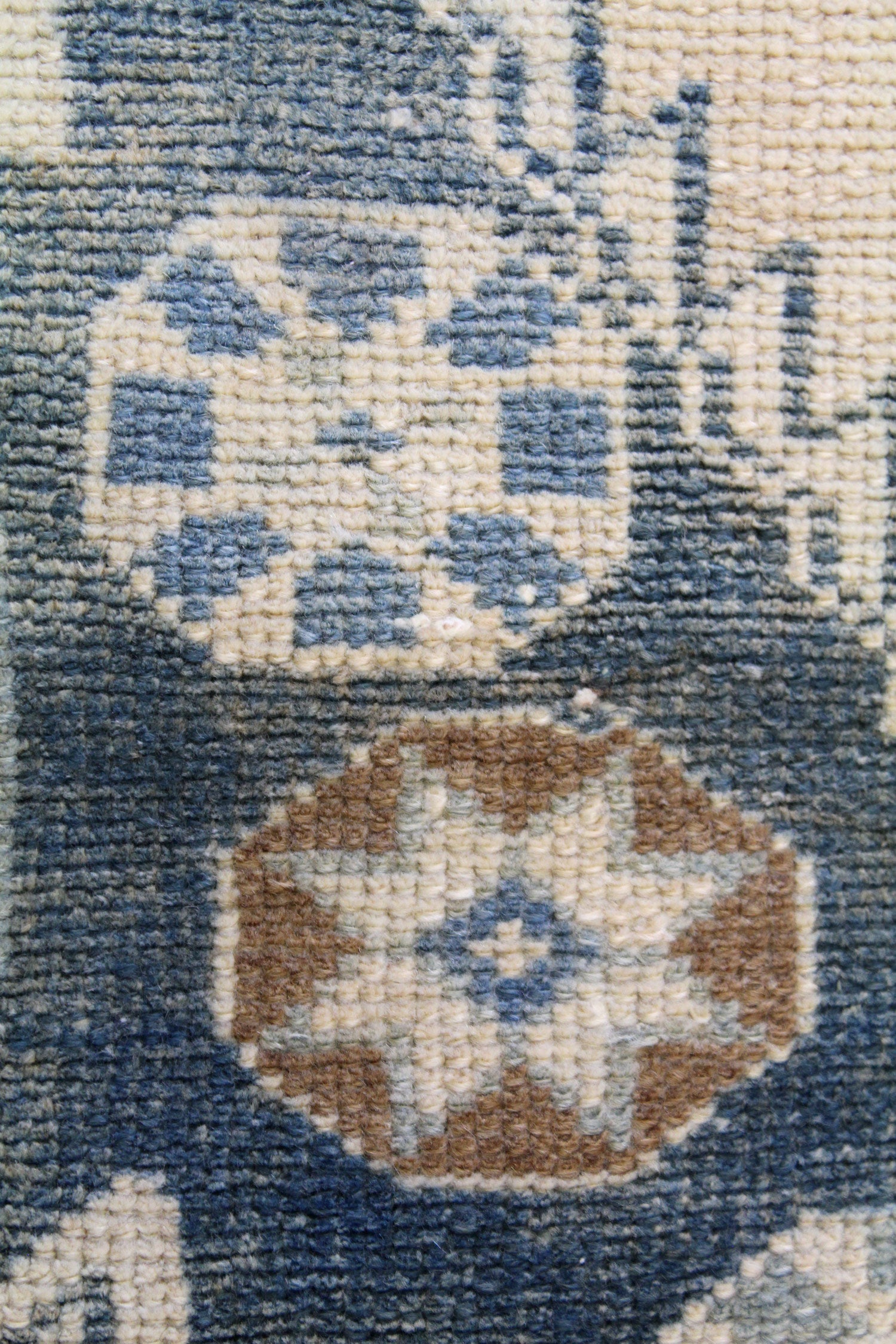 Vintage Mazlaghan Handwoven Transitional Rug, J63547