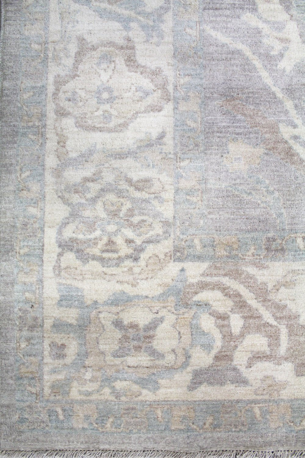 Sultanabad Handwoven Transitional Rug, J61276