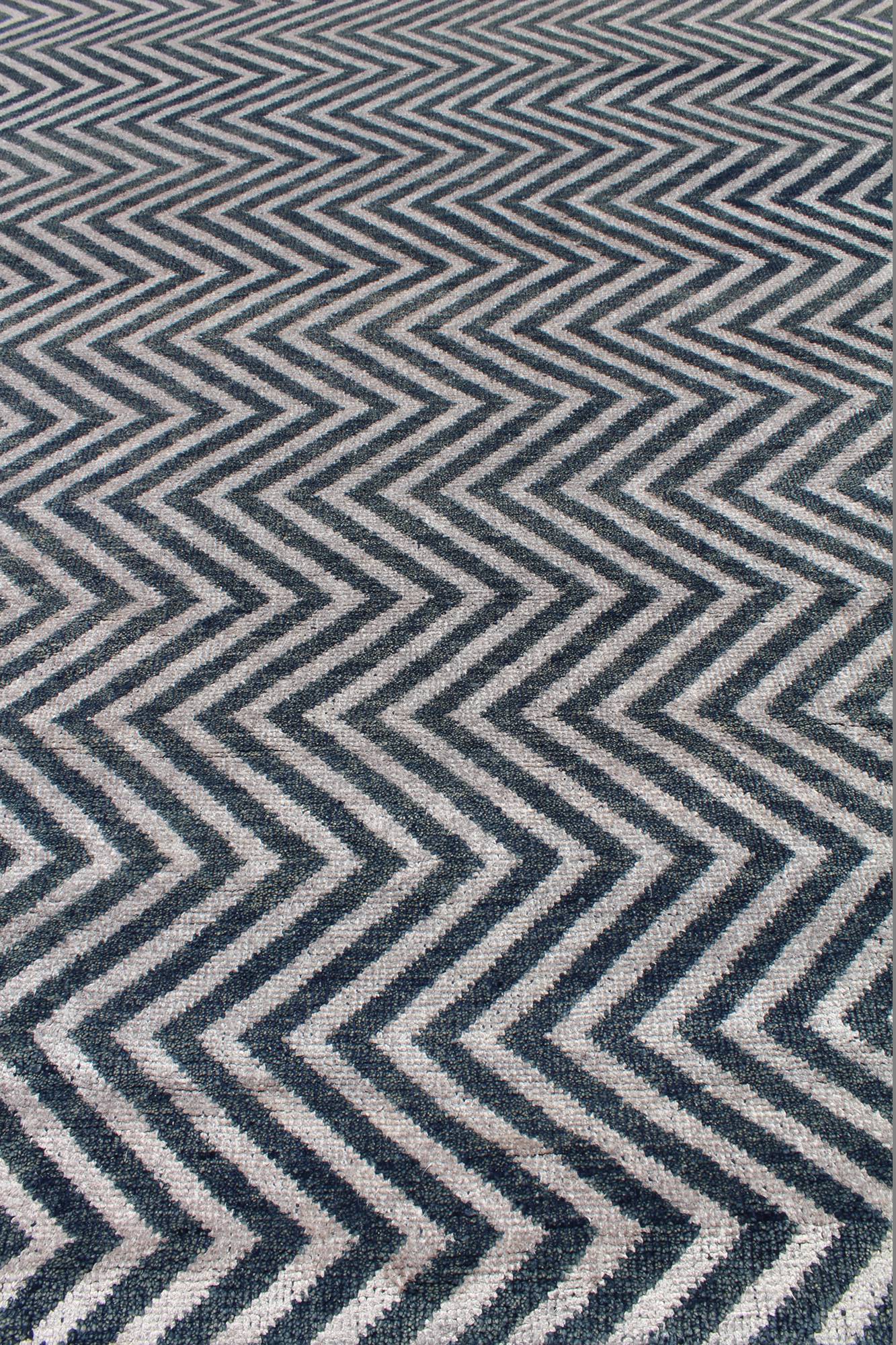 Zigzag Handwoven Closeout Rug, J40414