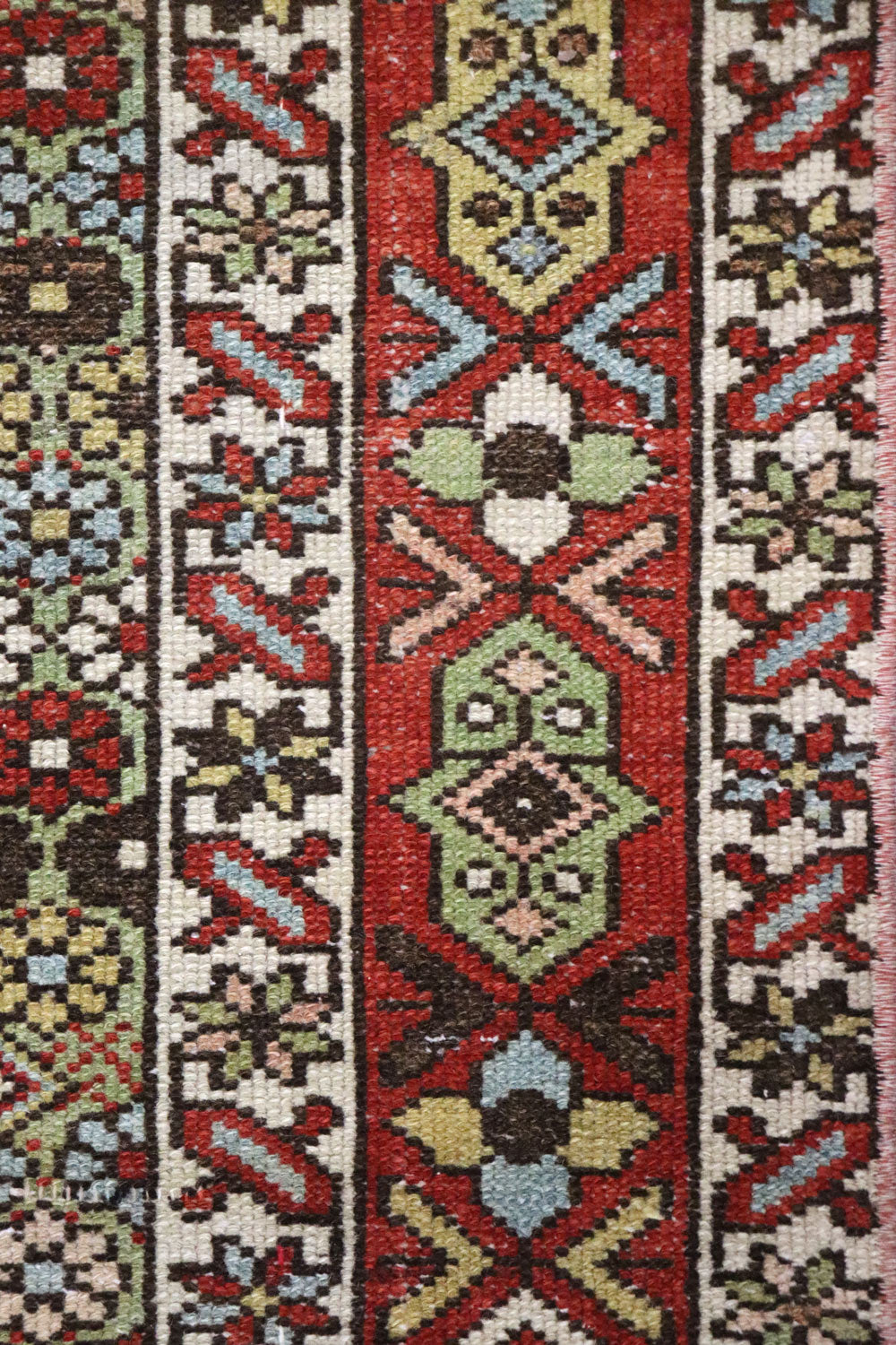 Vintage Bakhtiari Handwoven Tribal Rug, J67962