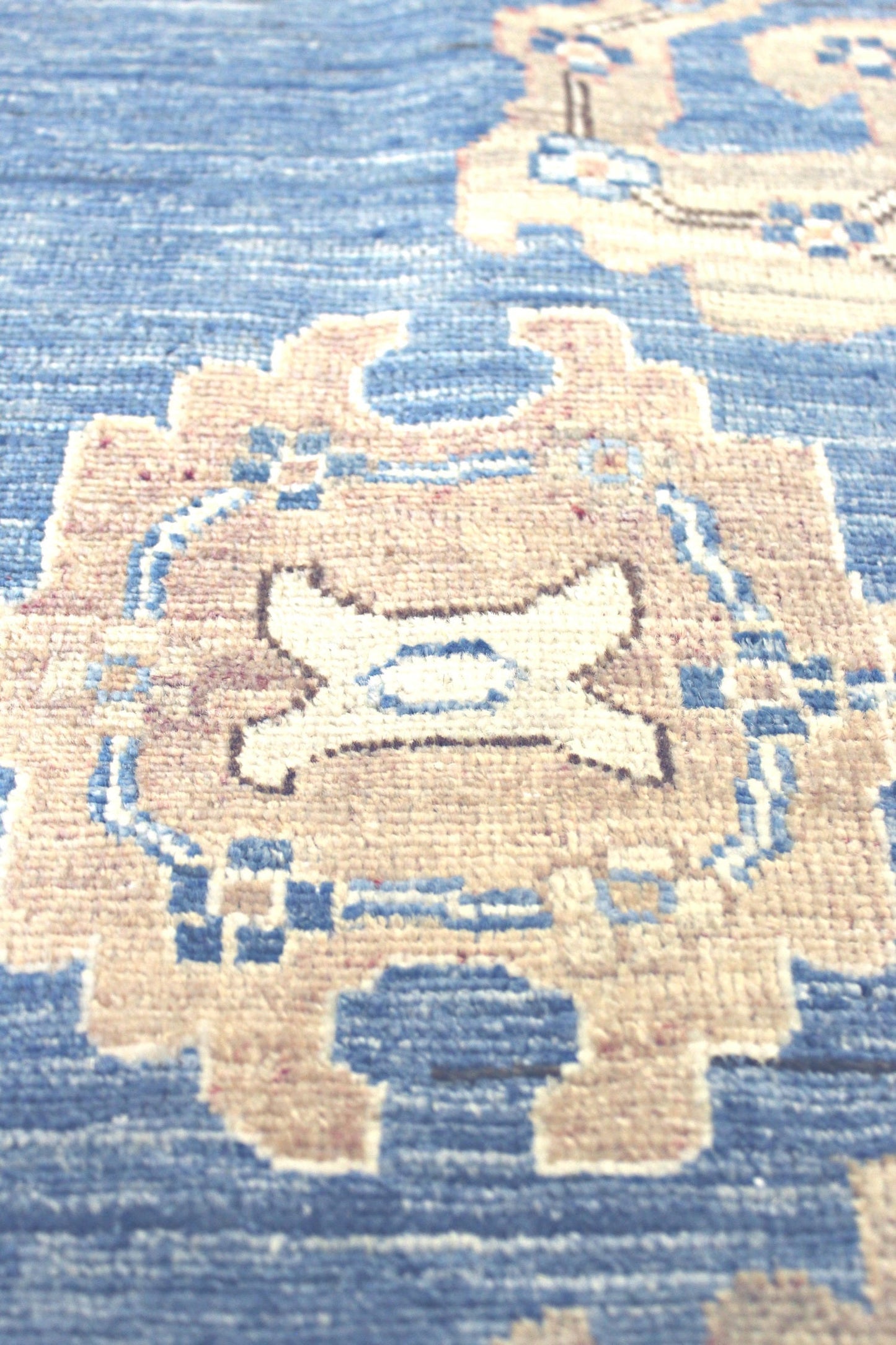 Bakshaish Handwoven Tribal Rug, J69765