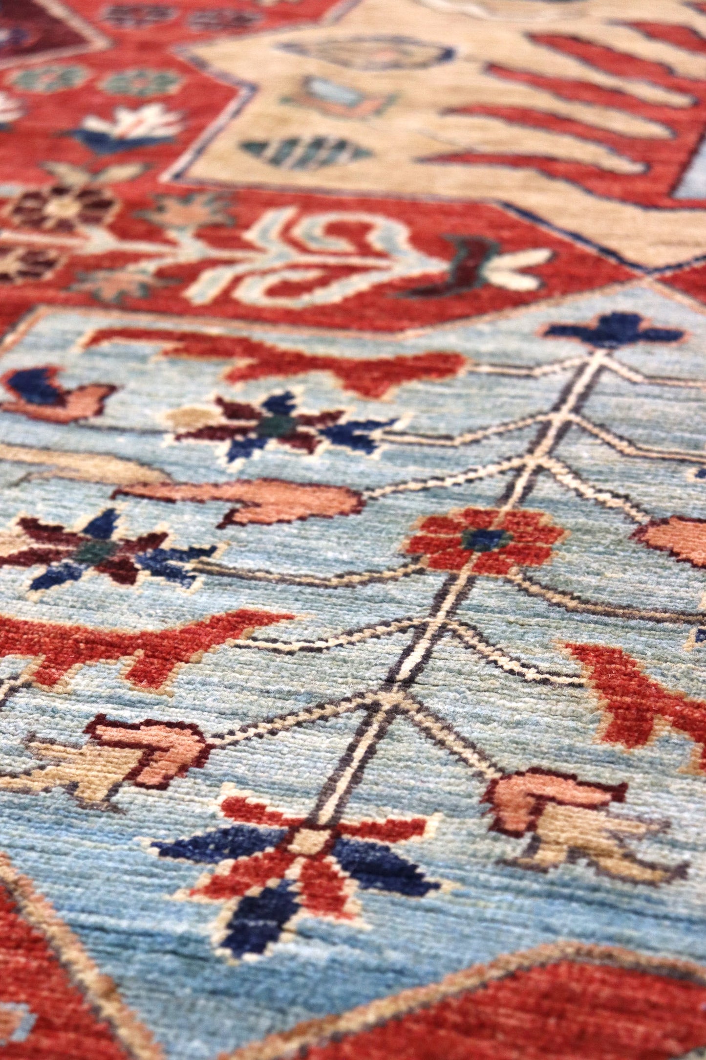 Bakshaish Handwoven Tribal Rug, J67124