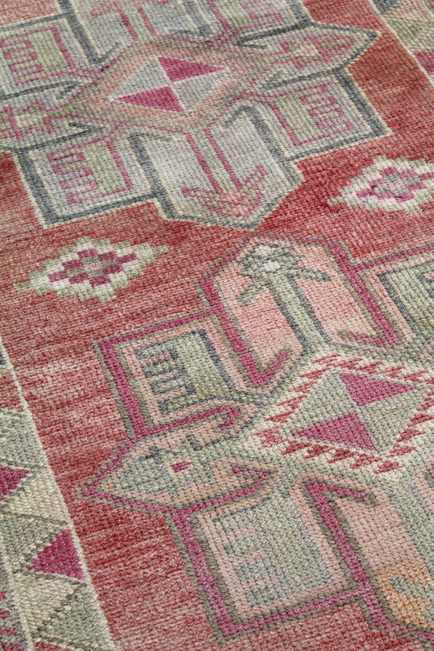 Vintage Herki Handwoven Tribal Rug, J63478