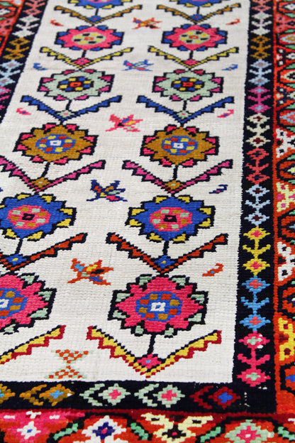 Vintage Herki Handwoven Tribal Rug, J64612