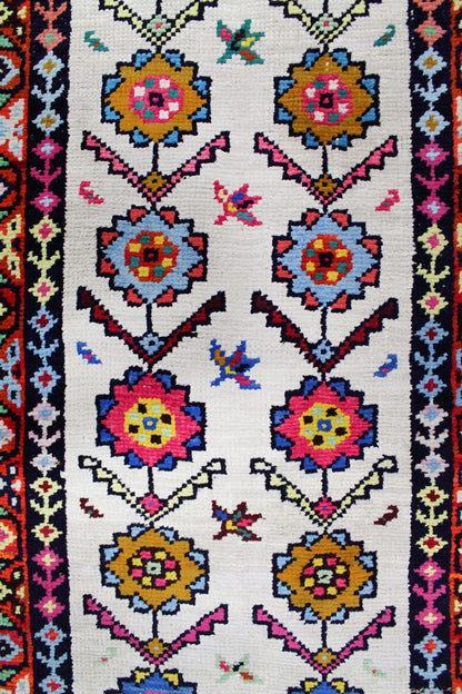 Vintage Herki Handwoven Tribal Rug, J64612