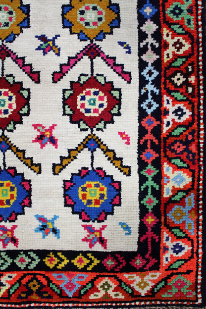 Vintage Herki Handwoven Tribal Rug, J64612