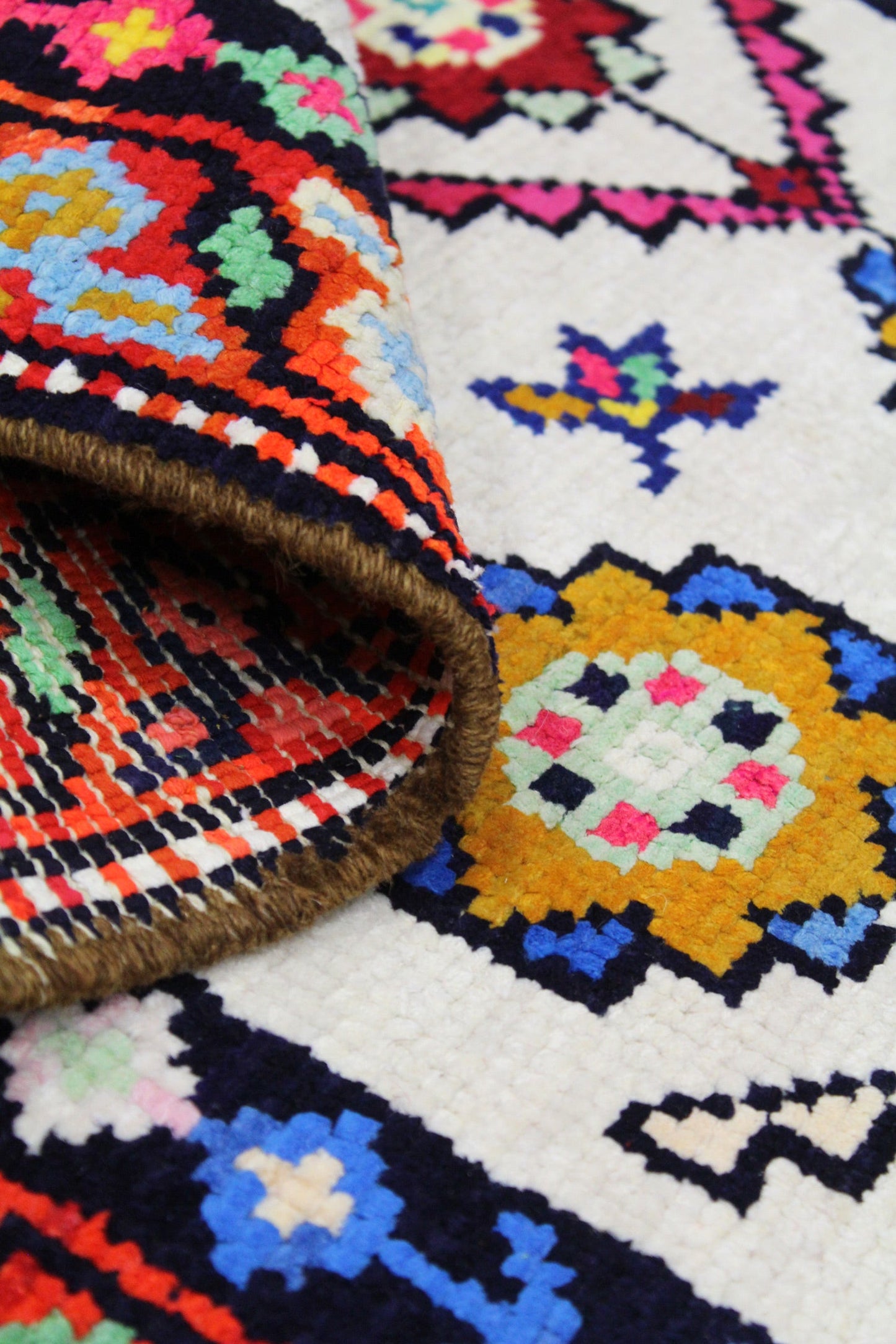 Vintage Herki Handwoven Tribal Rug, J64612