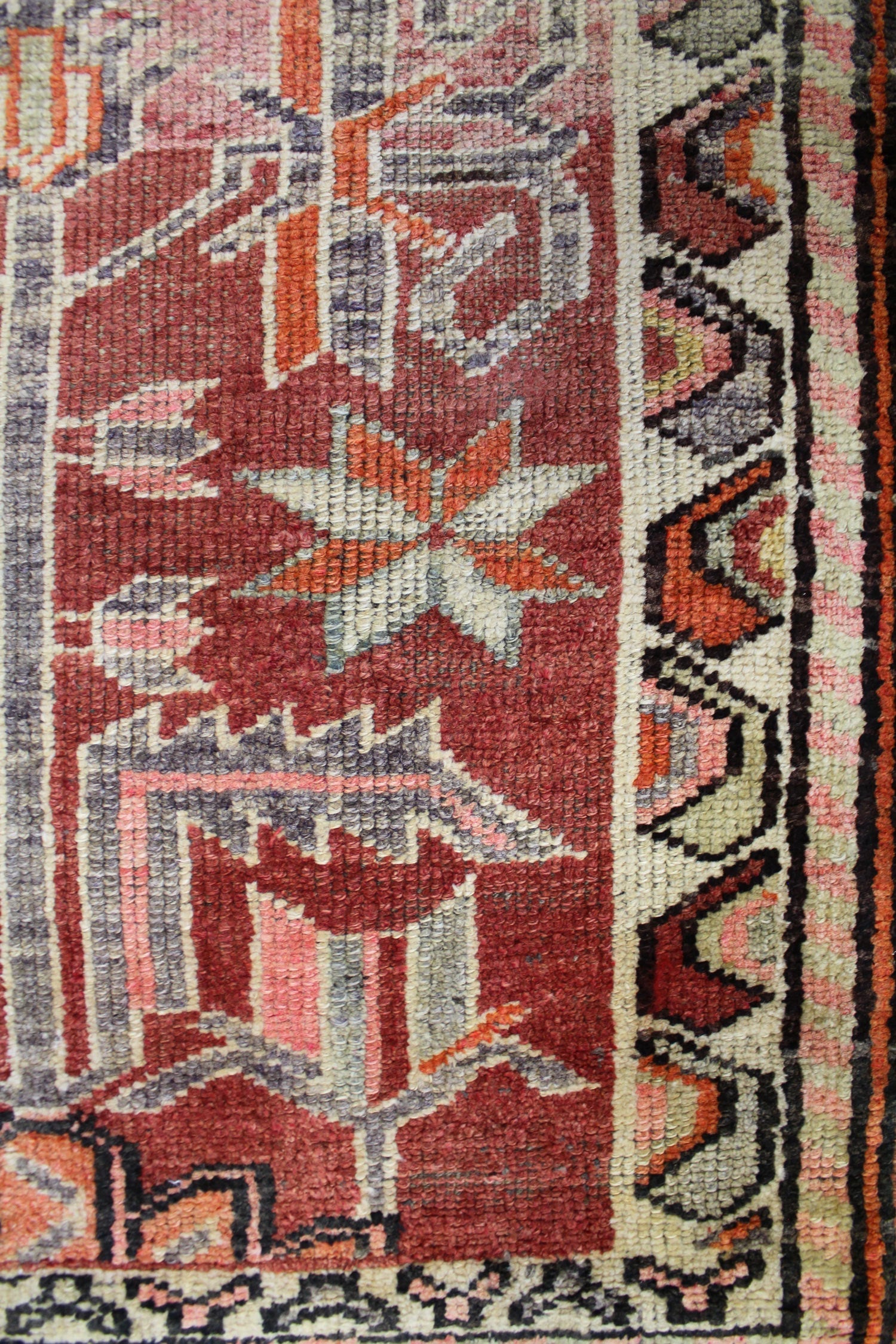 Vintage Herki Handwoven Tribal Rug, J64625