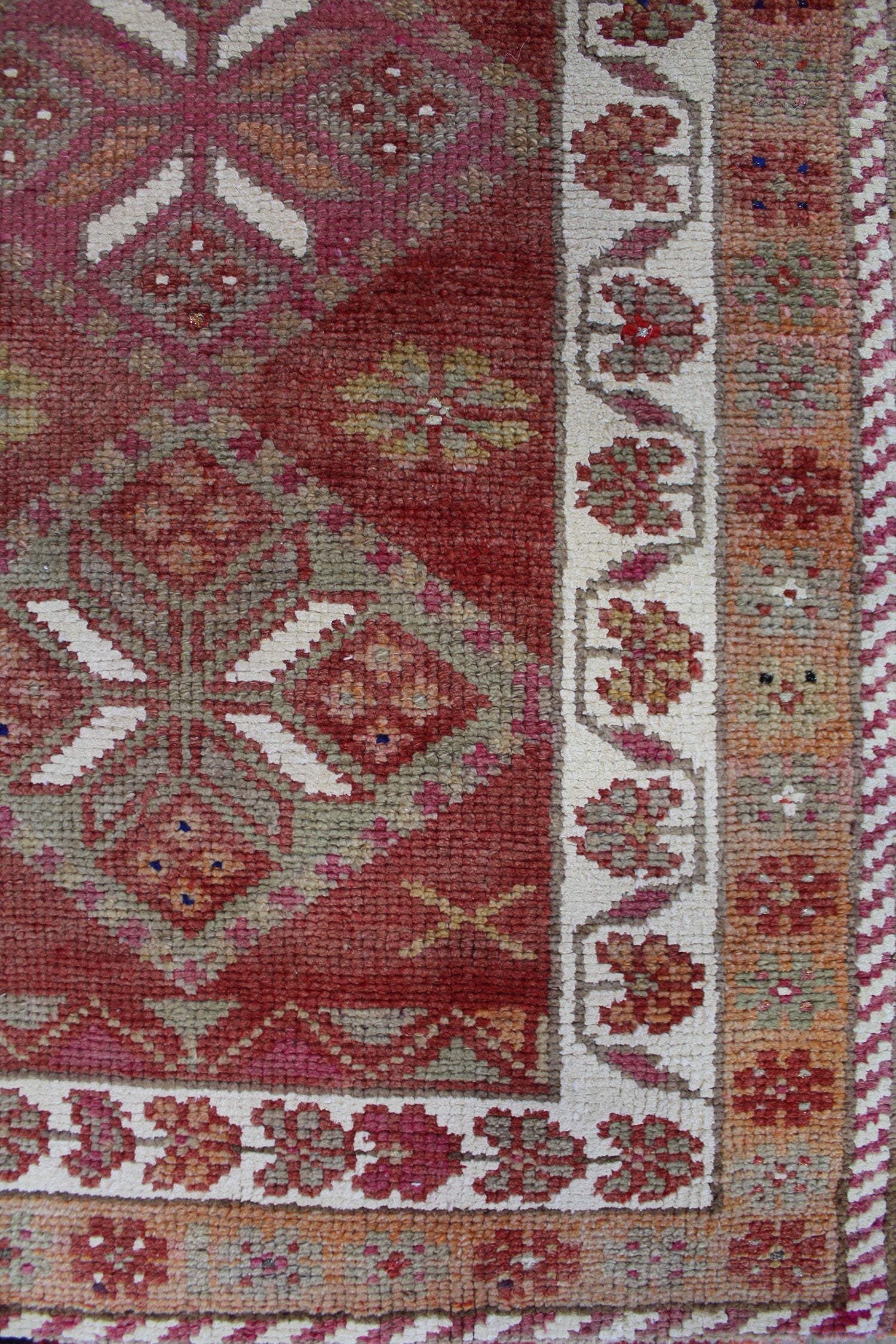 Vintage Herki Handwoven Tribal Rug, J64651