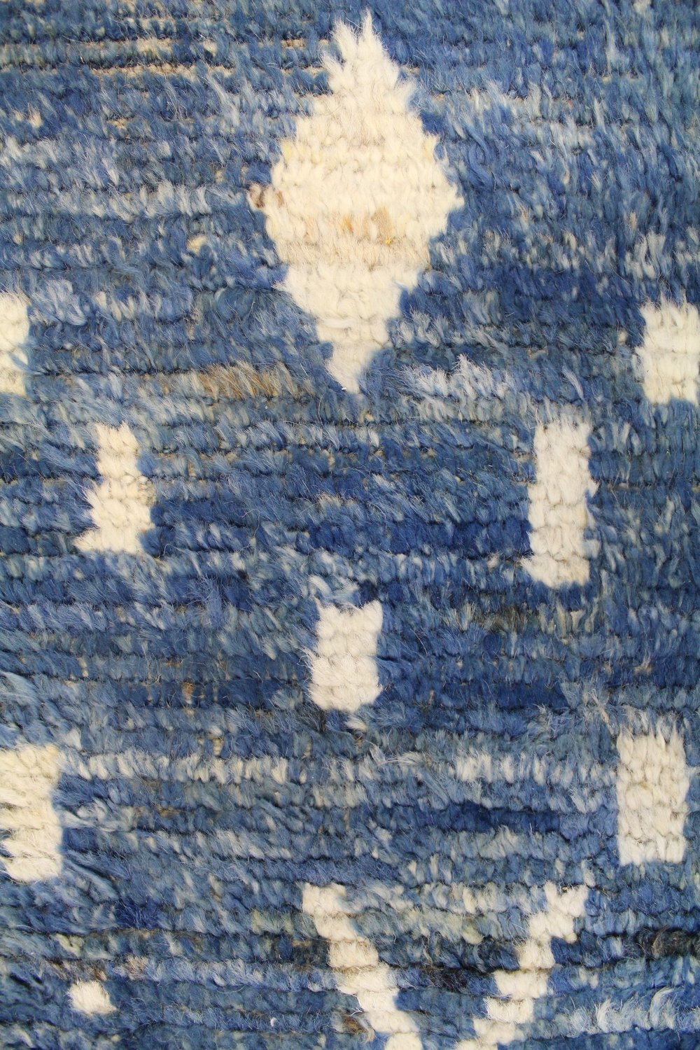 Moroccan Handwoven Tribal Rug, J59851