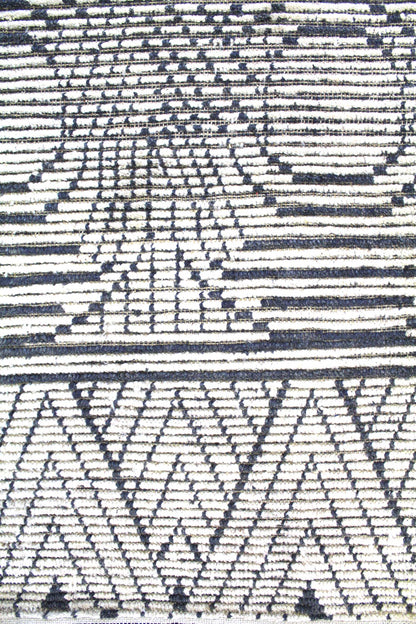 Moroccan Handwoven Tribal Rug, J61231