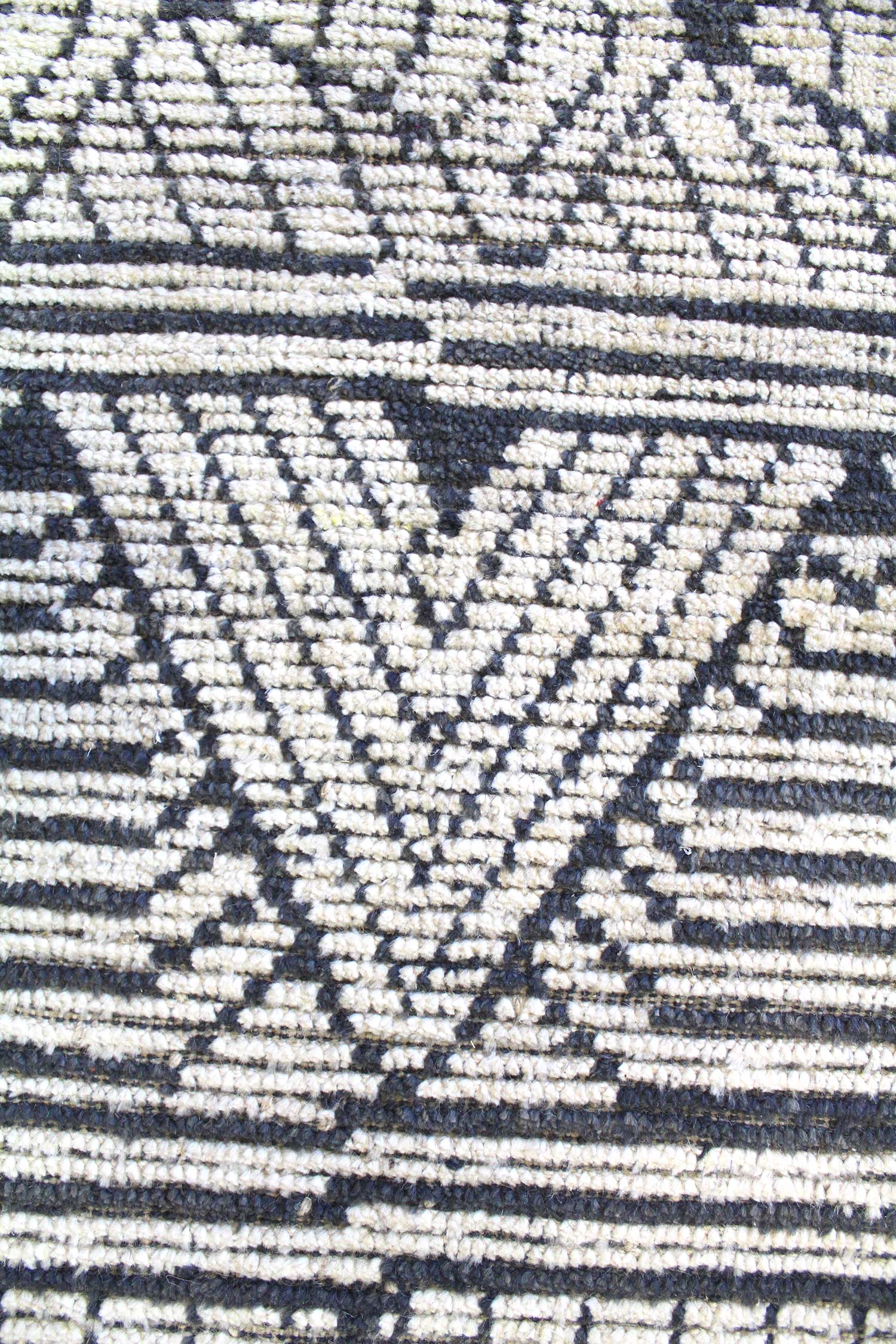 Moroccan Handwoven Tribal Rug, J61231