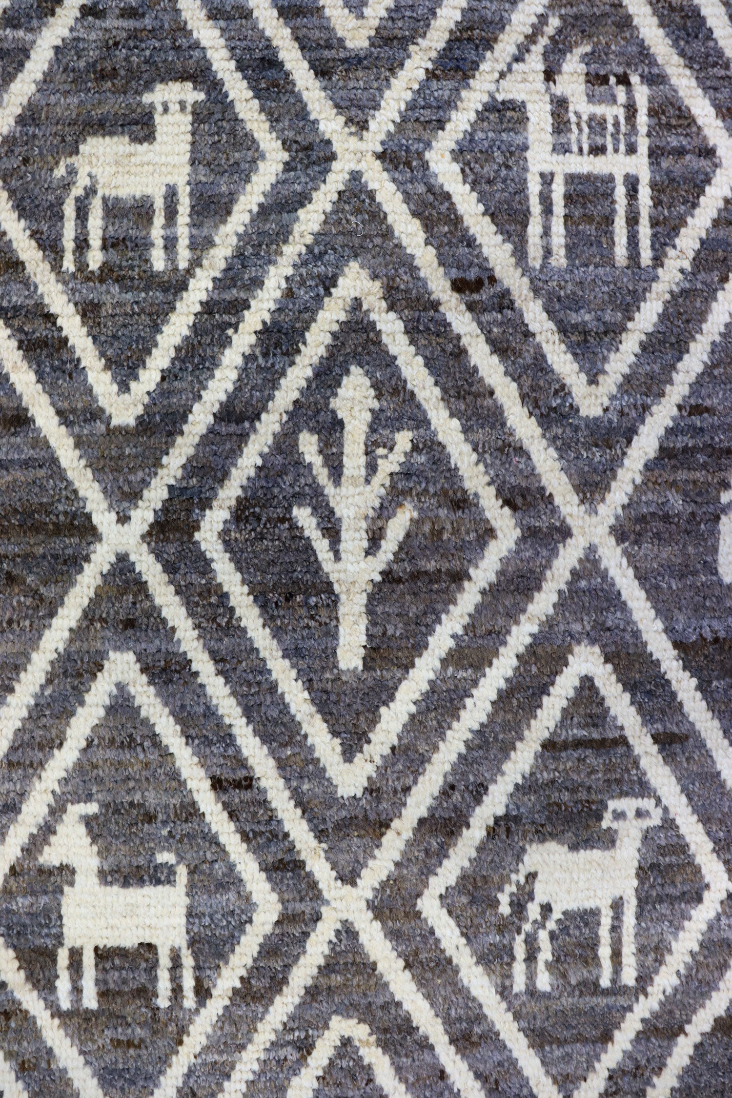 Moroccan Handwoven Tribal Rug, J65446