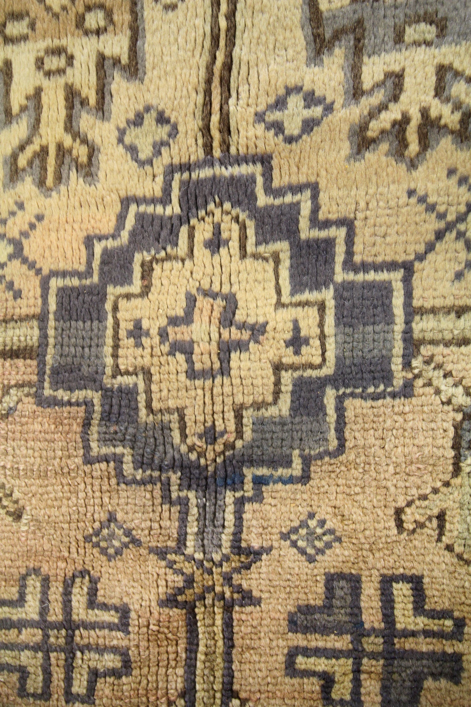 Vintage Oushak Handwoven Tribal Rug, J63638